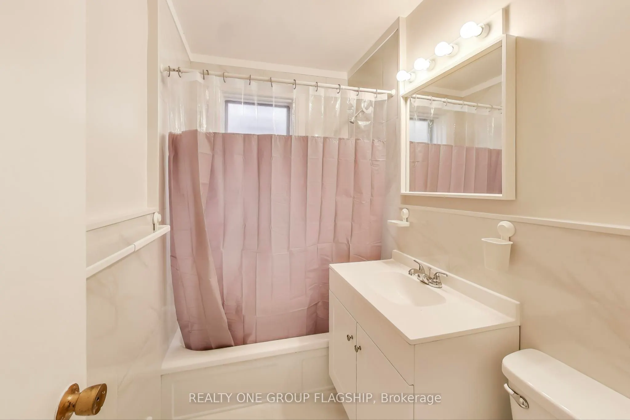 77 Keele Street, #Middle