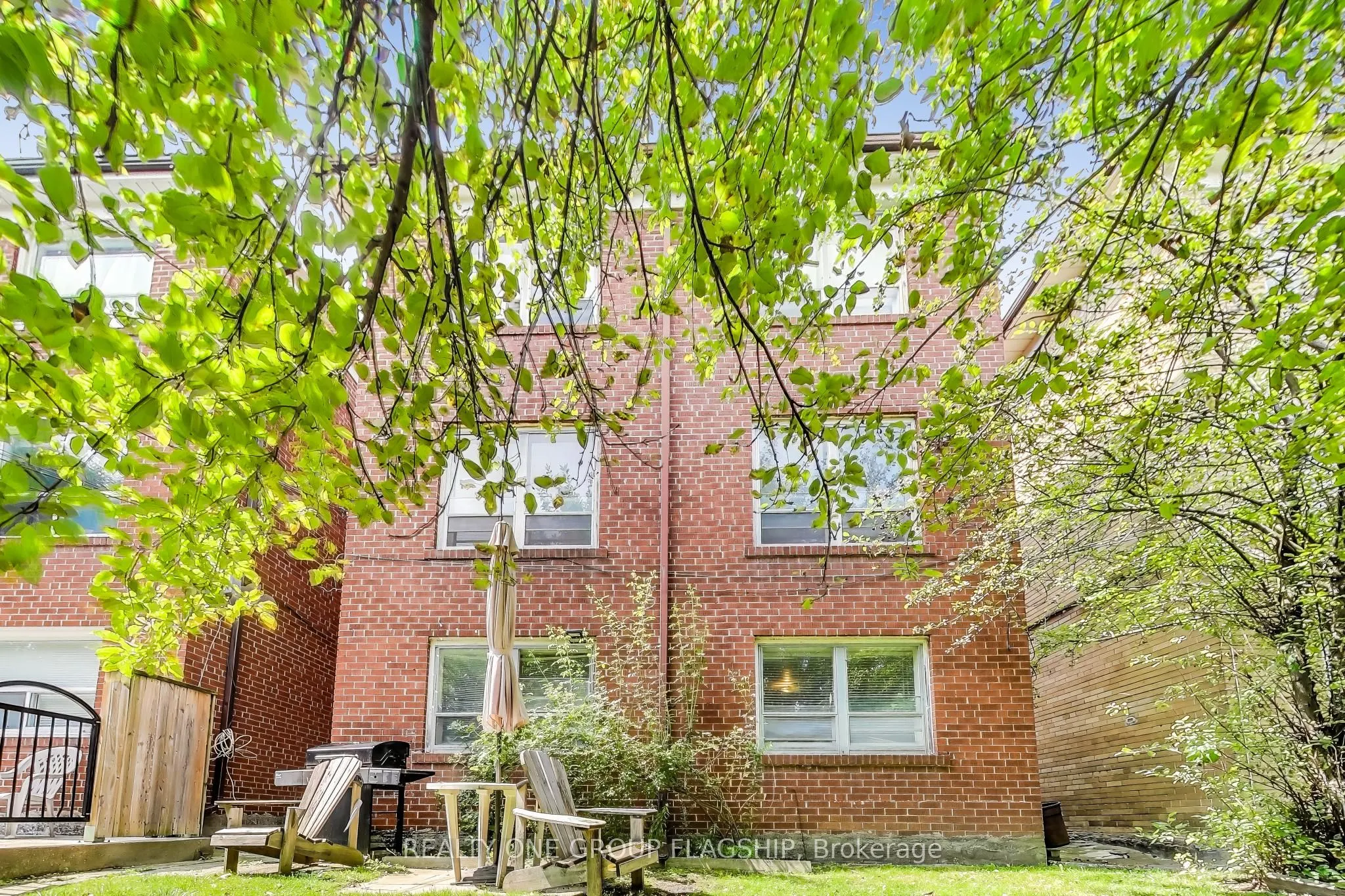 77 Keele Street, #Middle