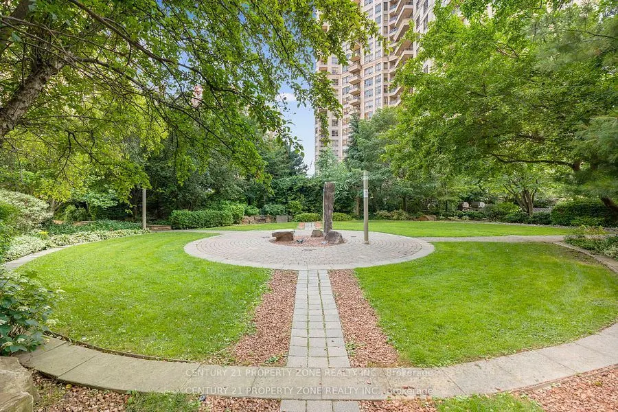 3880 Duke Of York Boulevard, #1911