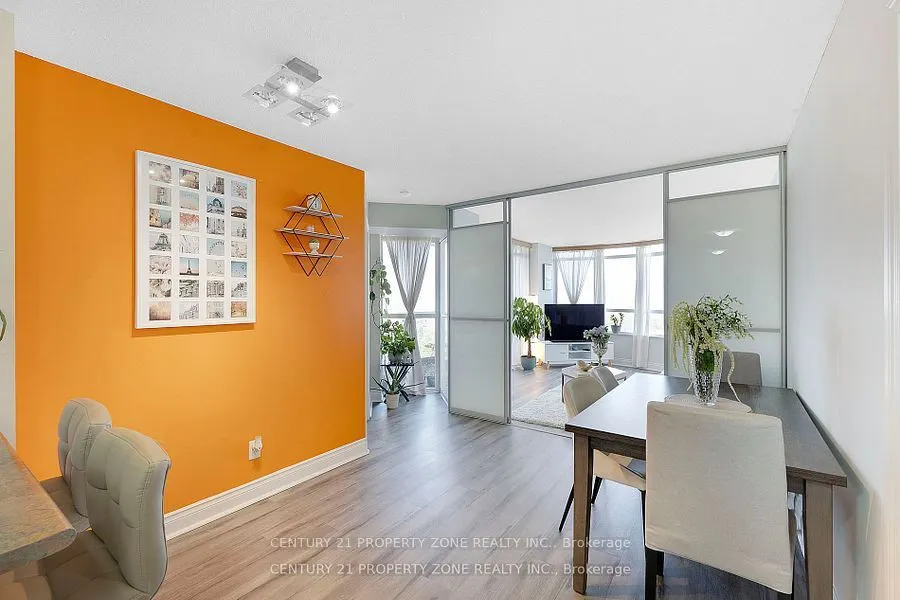 3880 Duke Of York Boulevard, #1911