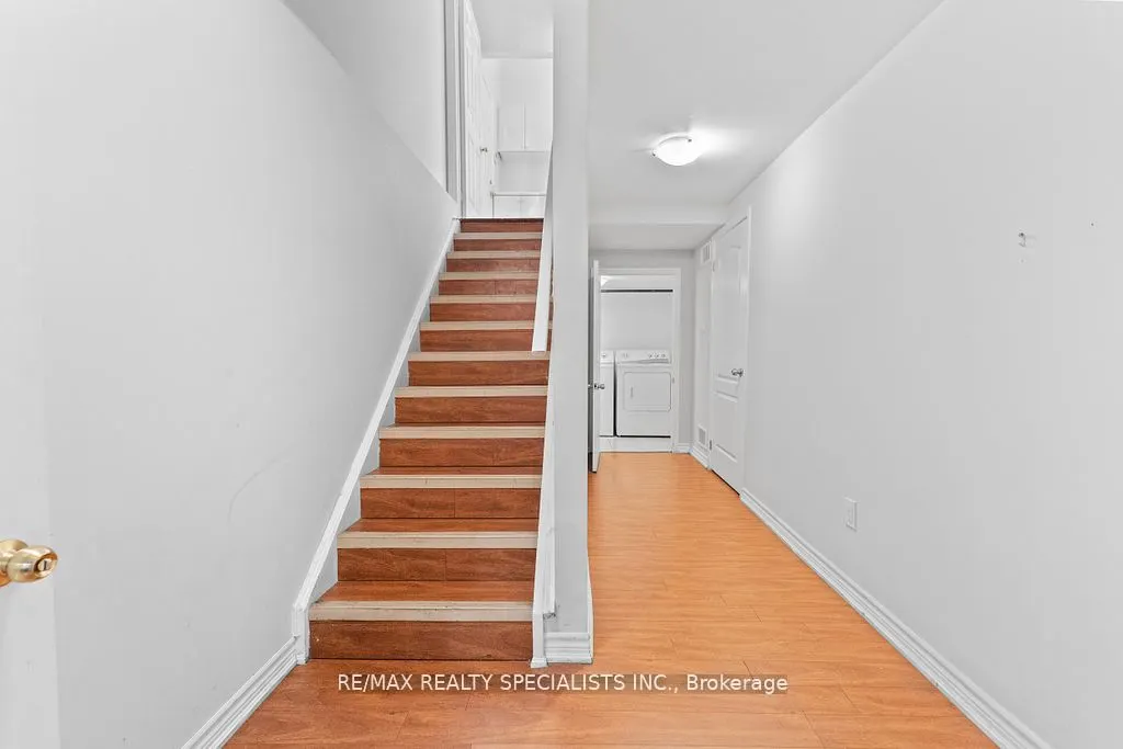 2 Severin Street
