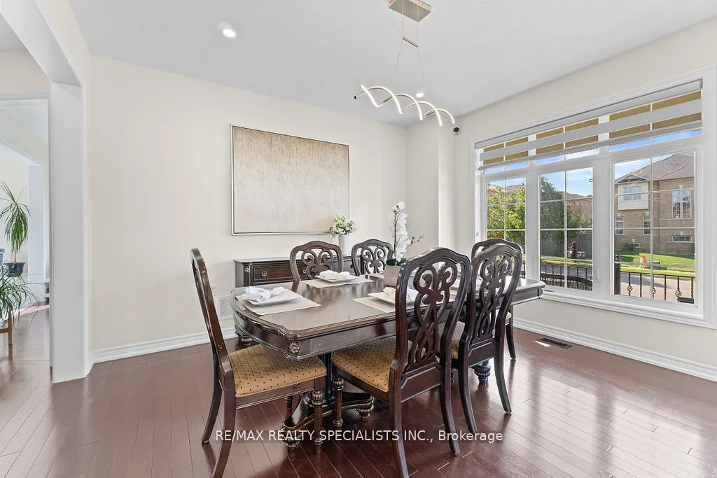 2 Severin Street