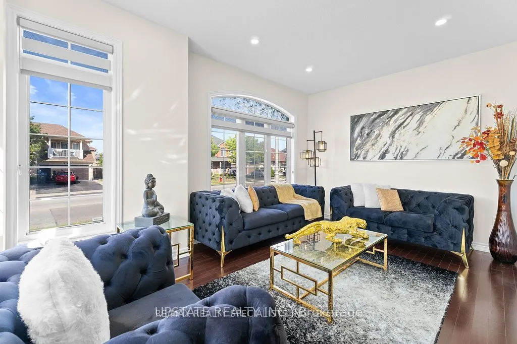 2 Severin Street