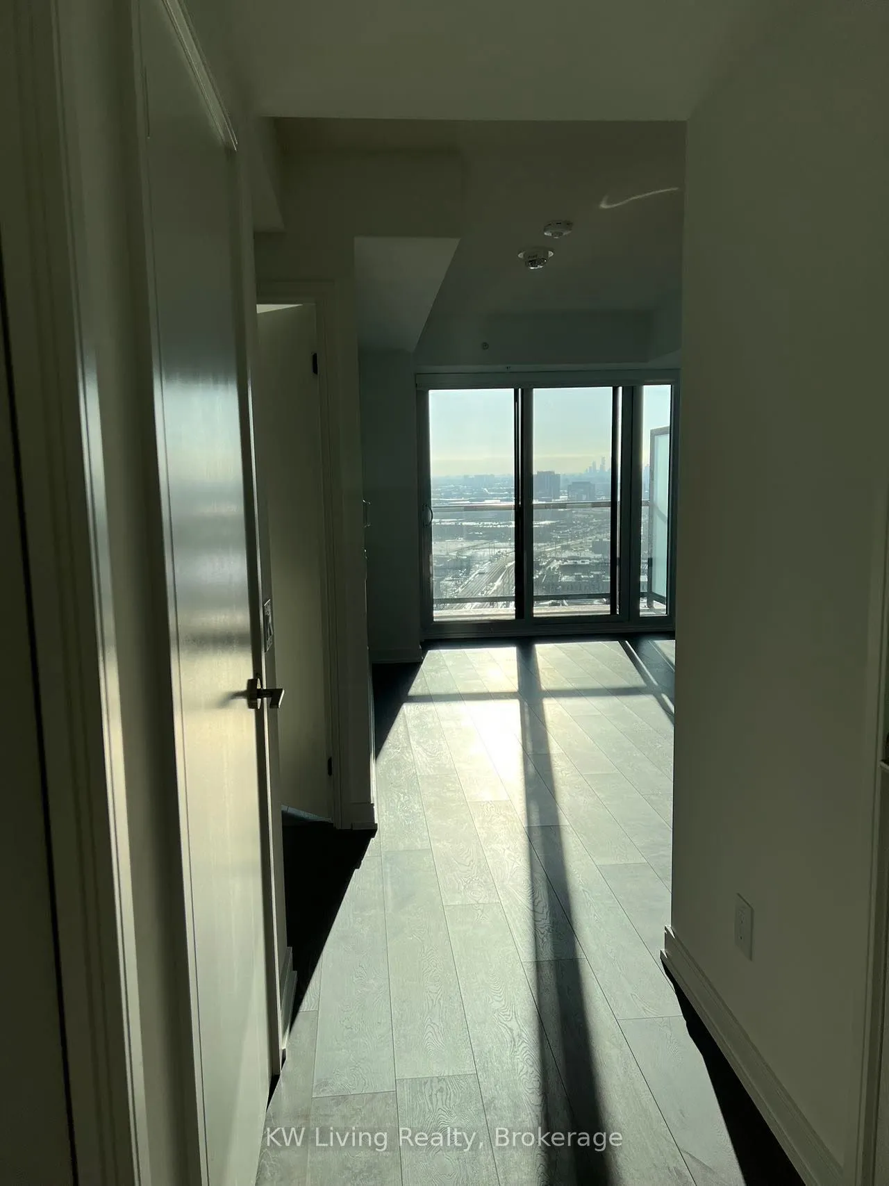 30 Samuel Wood Way, #1901