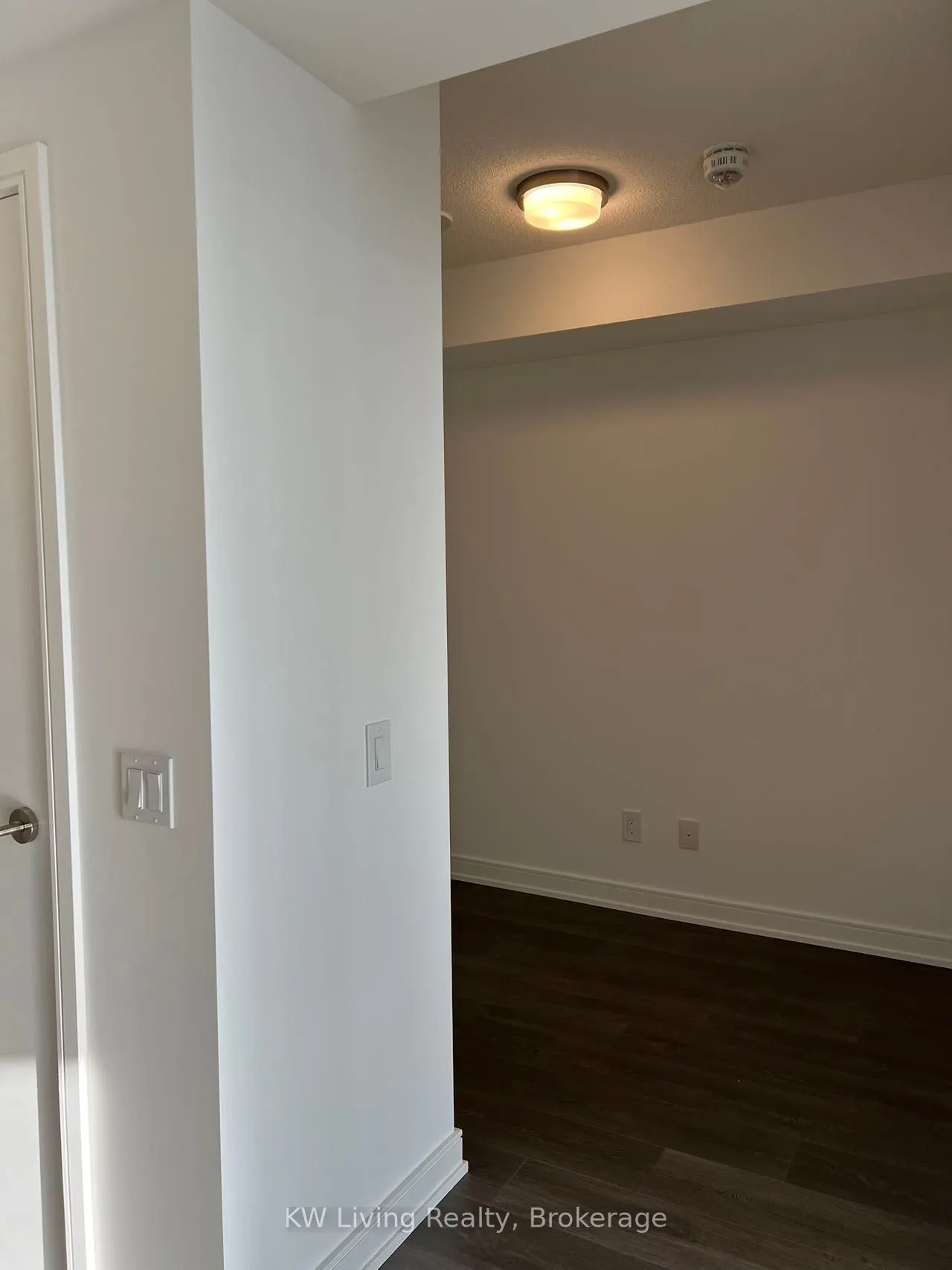 30 Samuel Wood Way, #1901