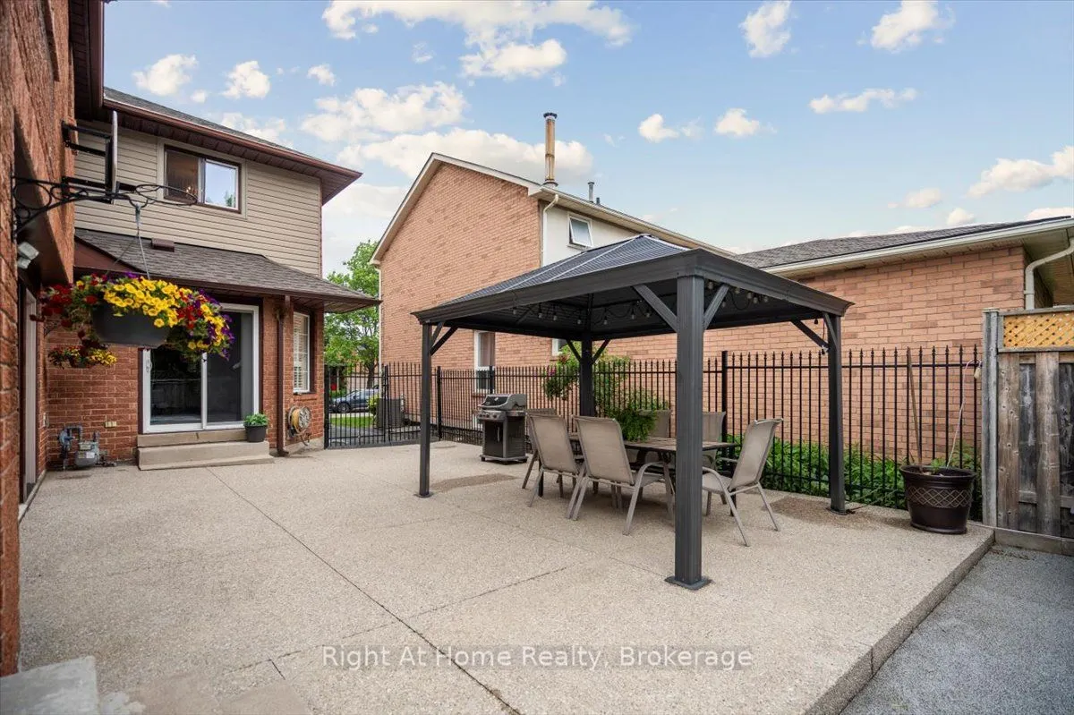 236 O'Donoghue Avenue