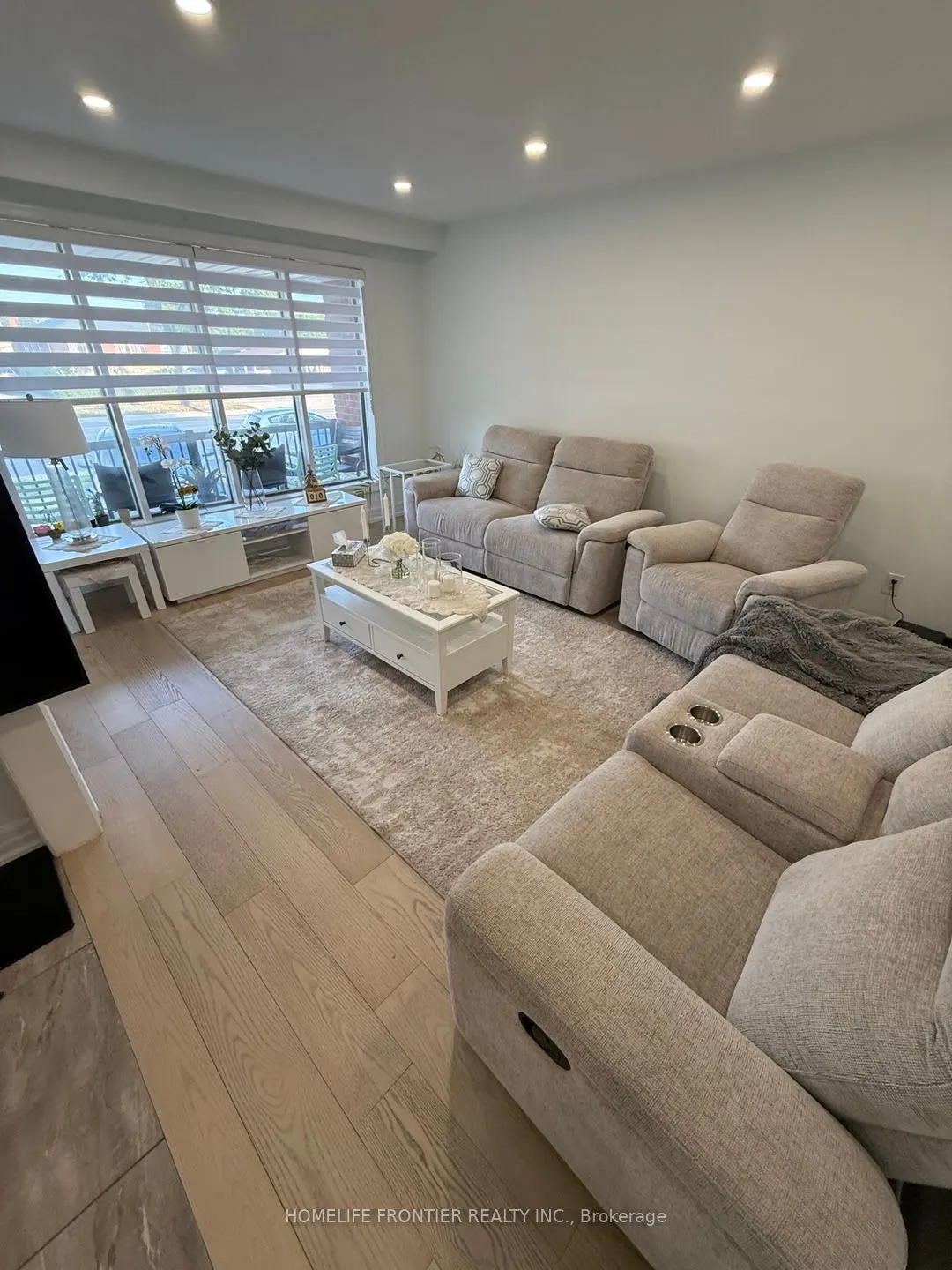 759 Bloor Street, #Upper