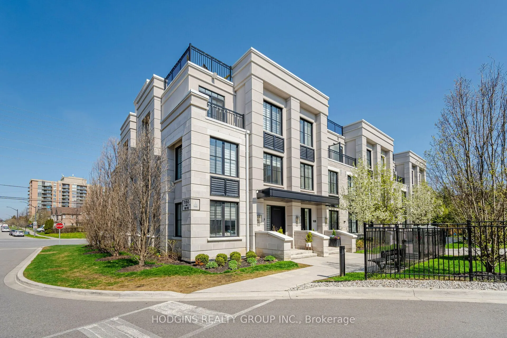 1180 Cawthra Road, #108