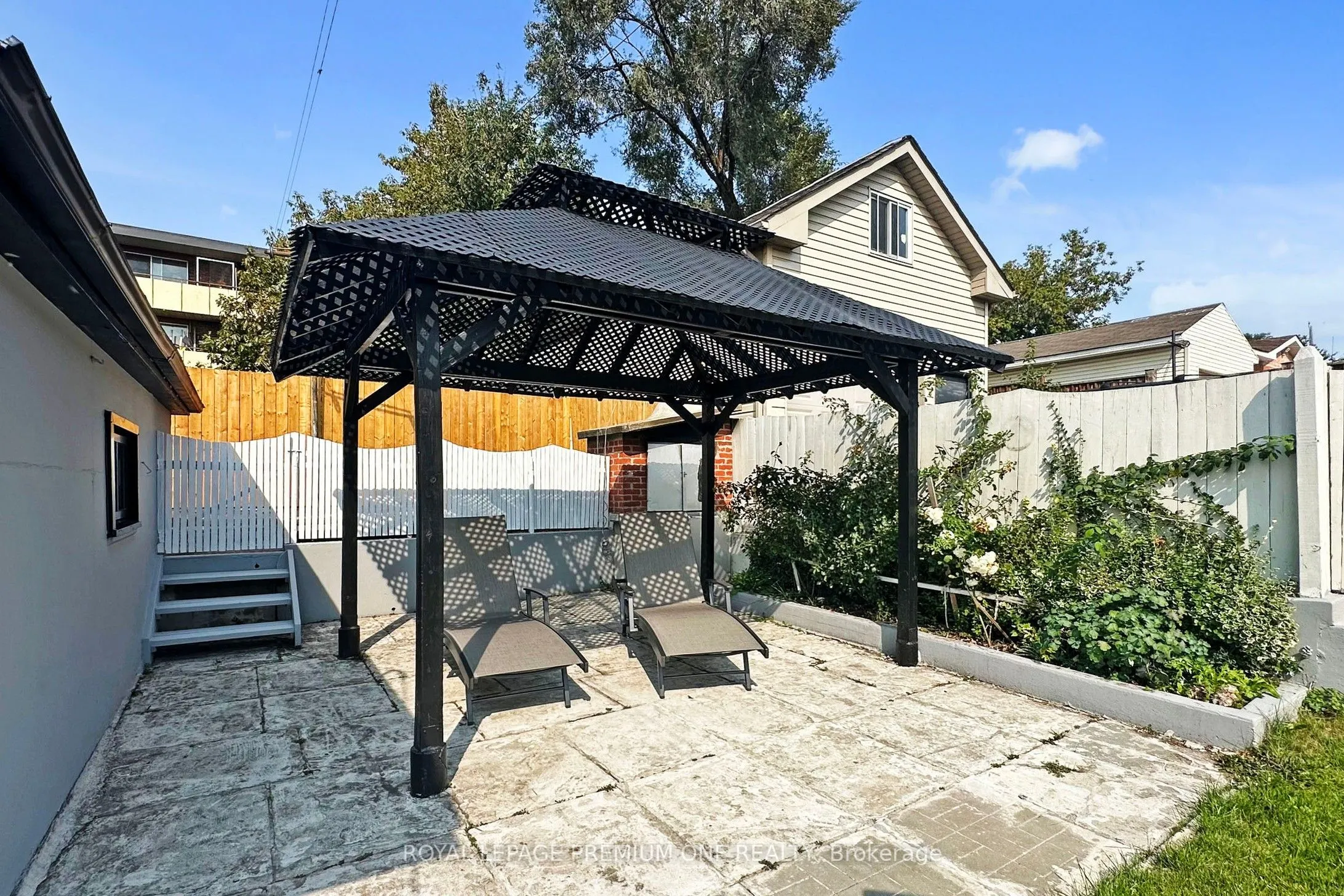 106 Cameron Avenue