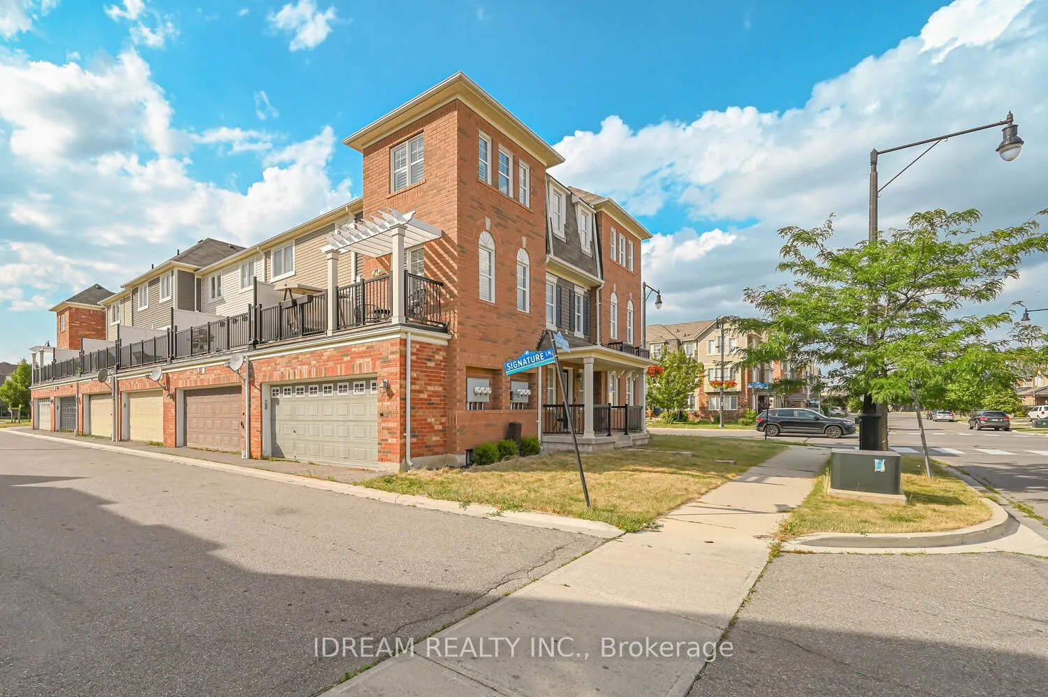 80 Bleasdale Avenue
