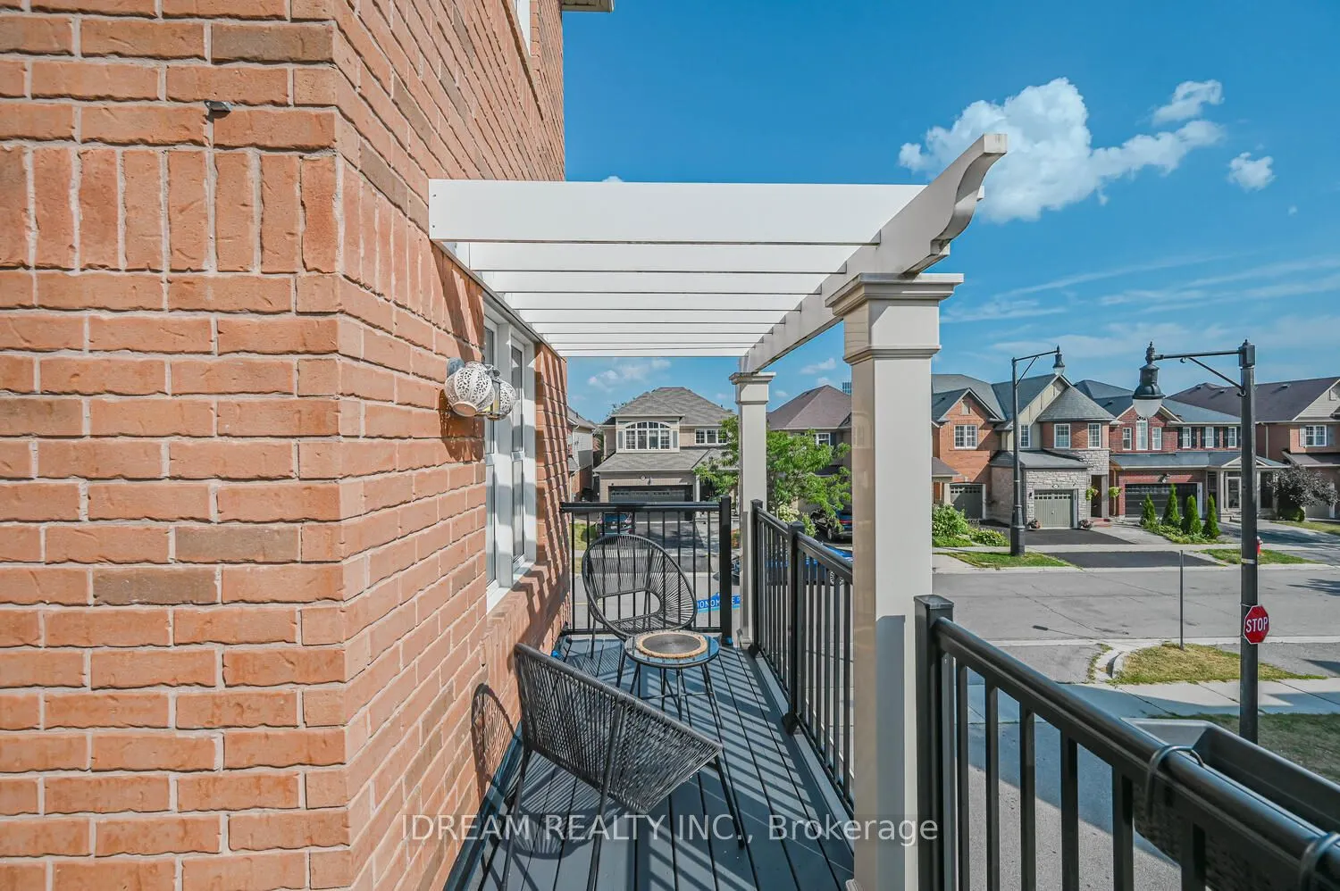 80 Bleasdale Avenue