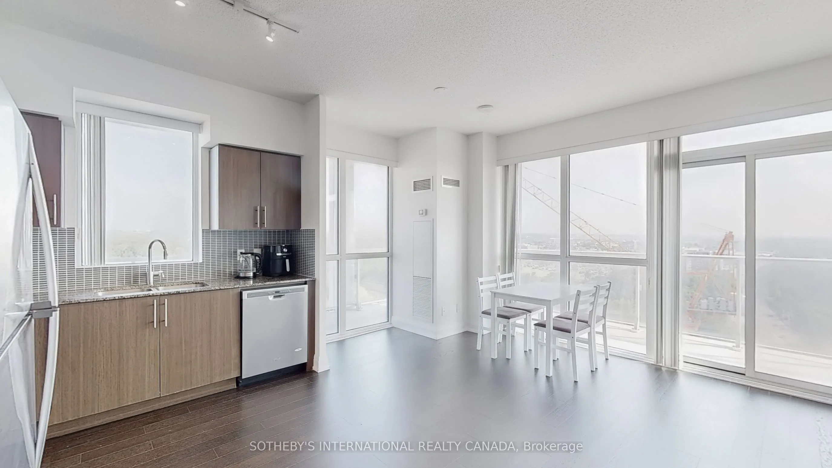 65 Speers Road, #1803