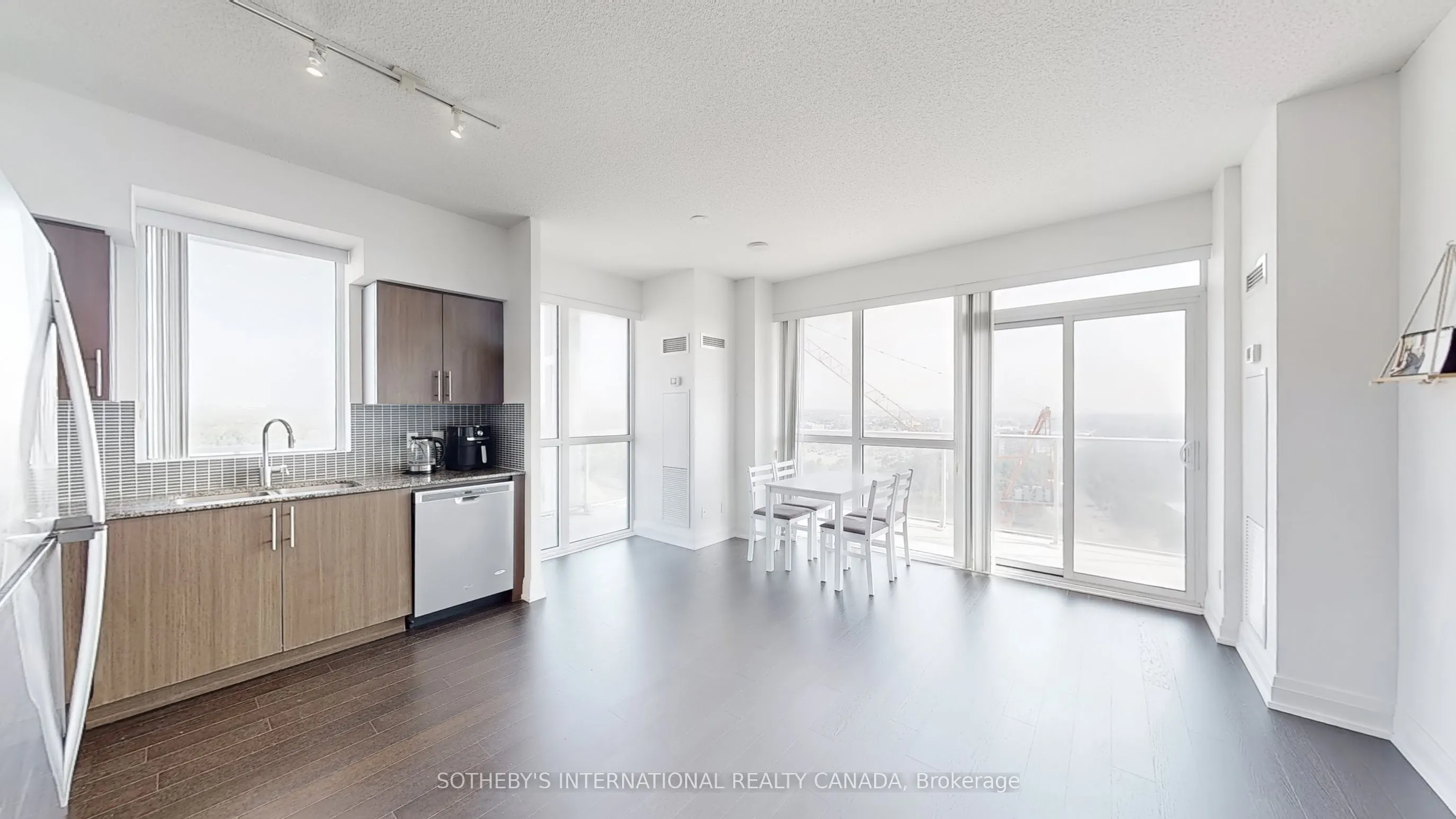 65 Speers Road, #1803