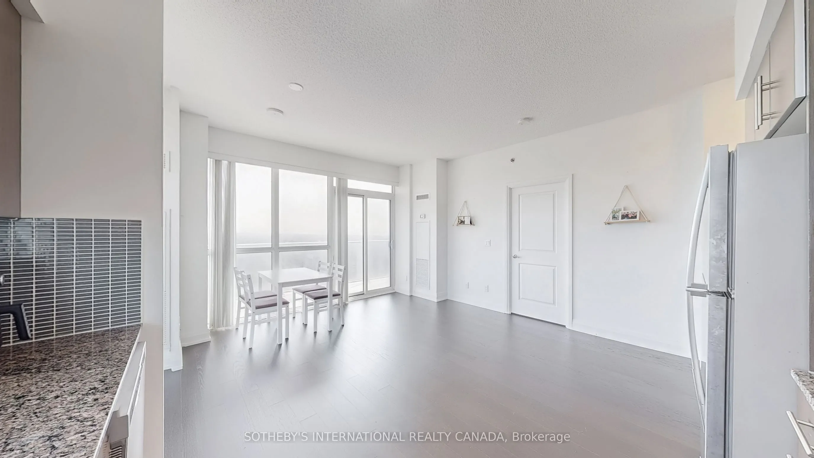 65 Speers Road, #1803