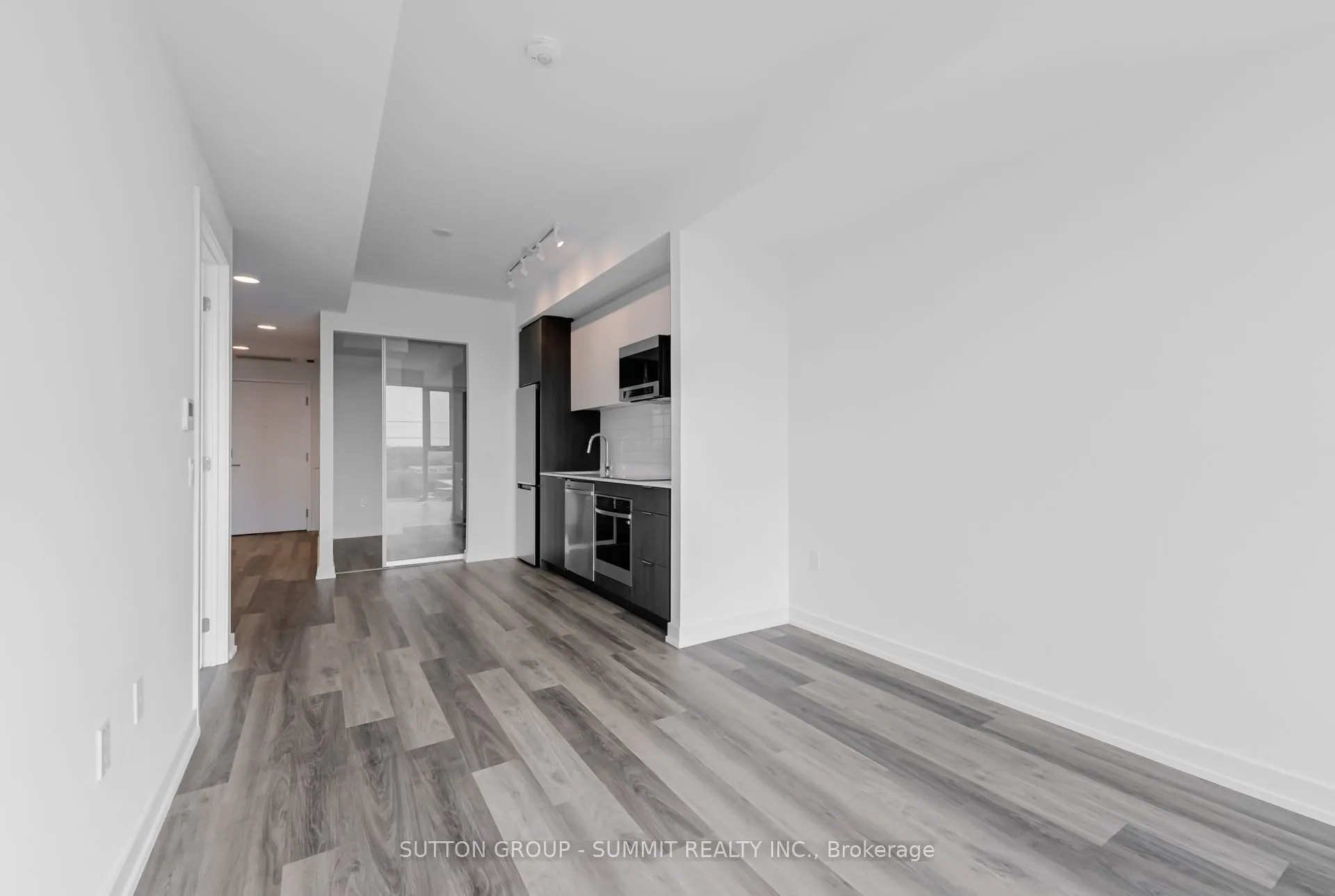 6 Chartwell Road, #510