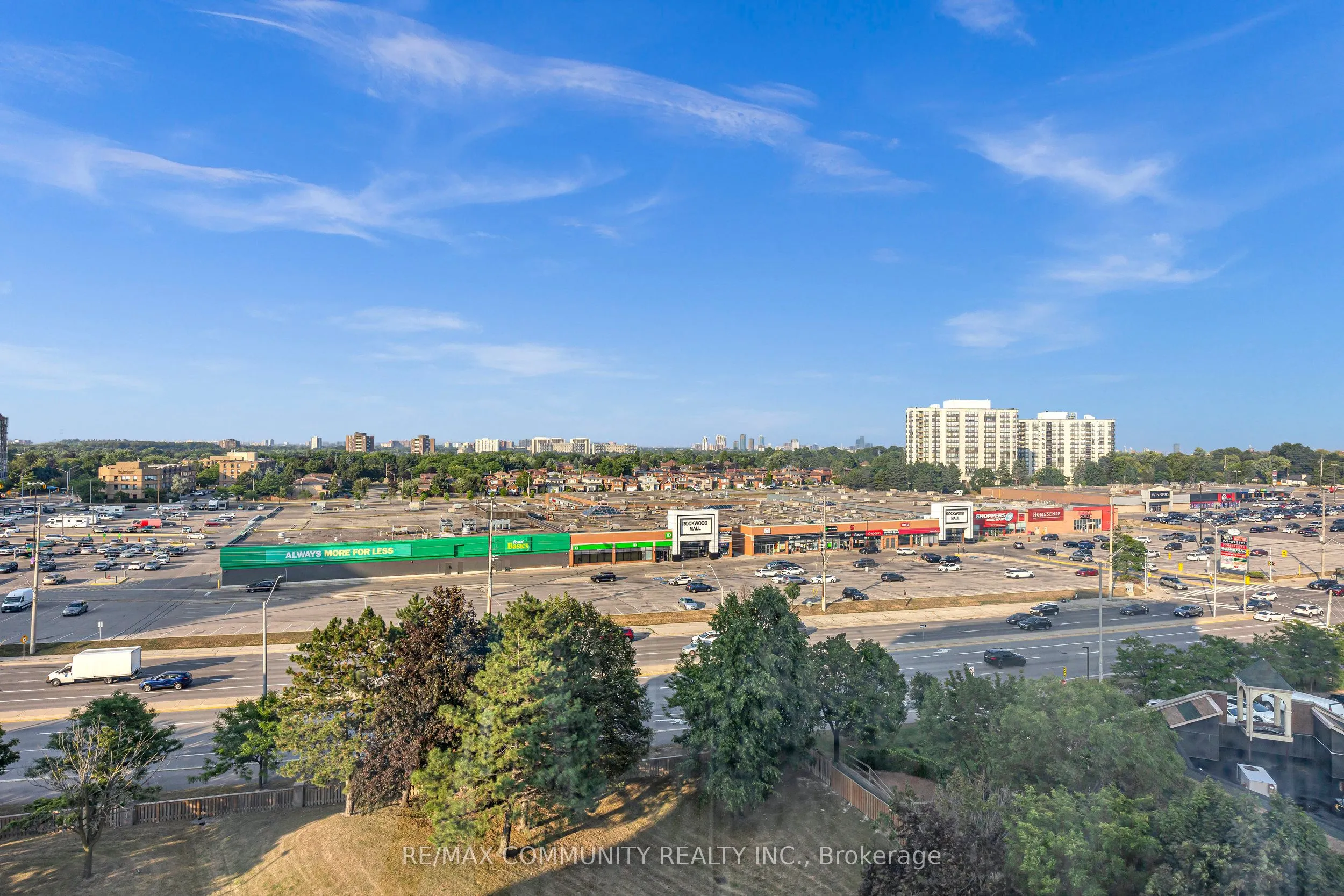 1360 Rathburn Road E, #908