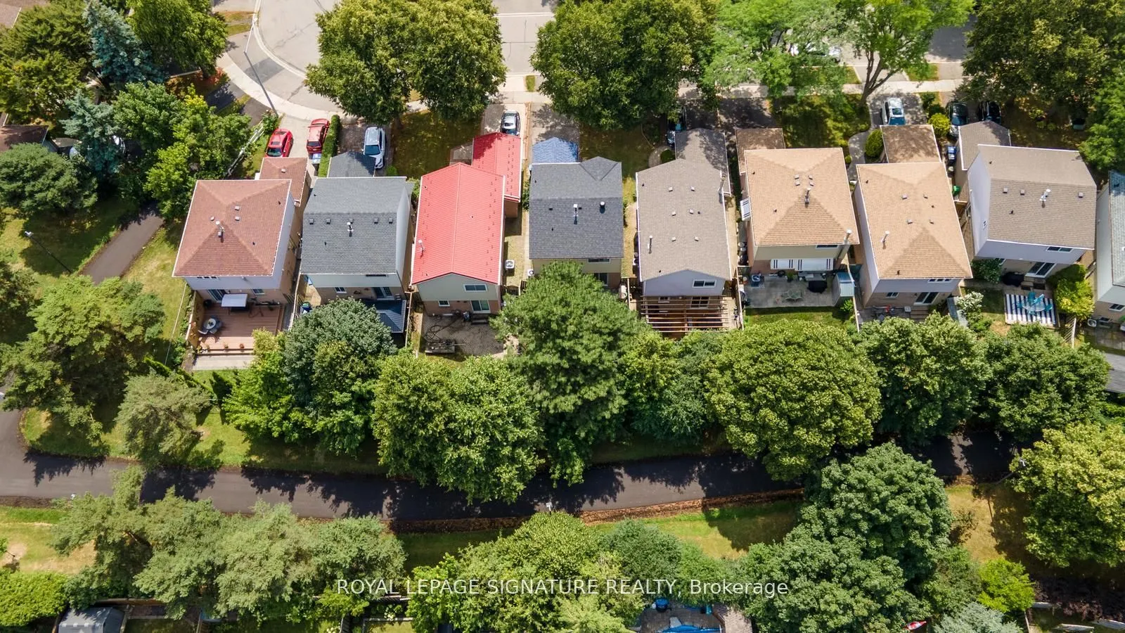 6441 Colebrook Crescent