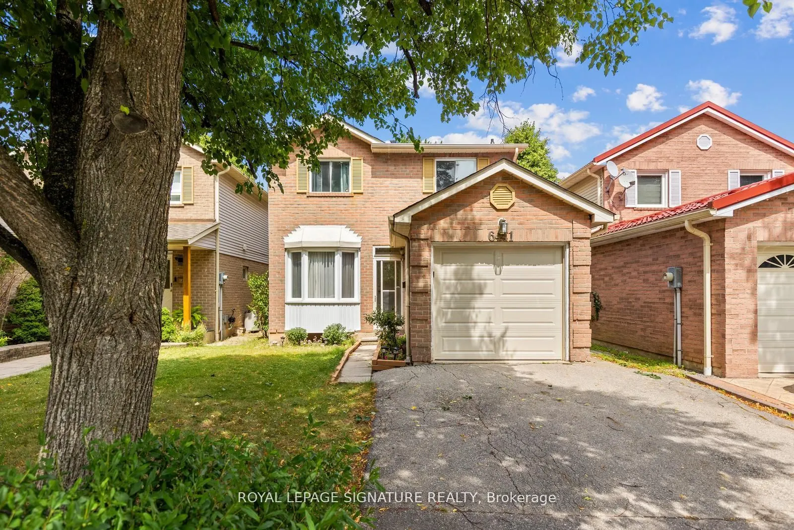 6441 Colebrook Crescent
