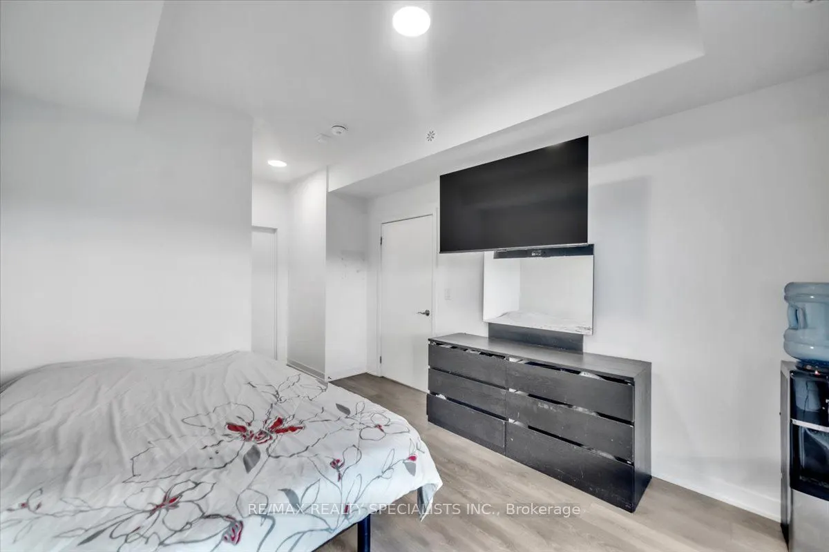 120 Canon Jackson Drive, #404