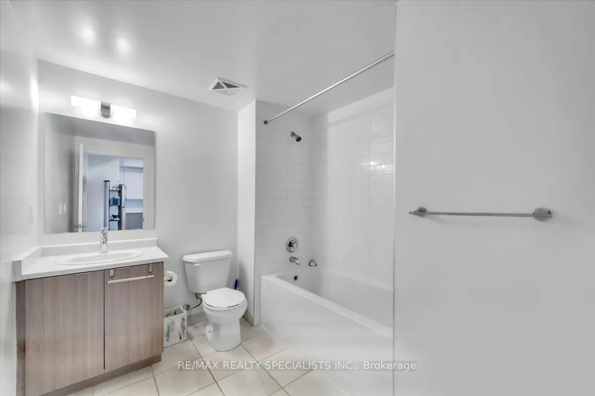 120 Canon Jackson Drive, #404