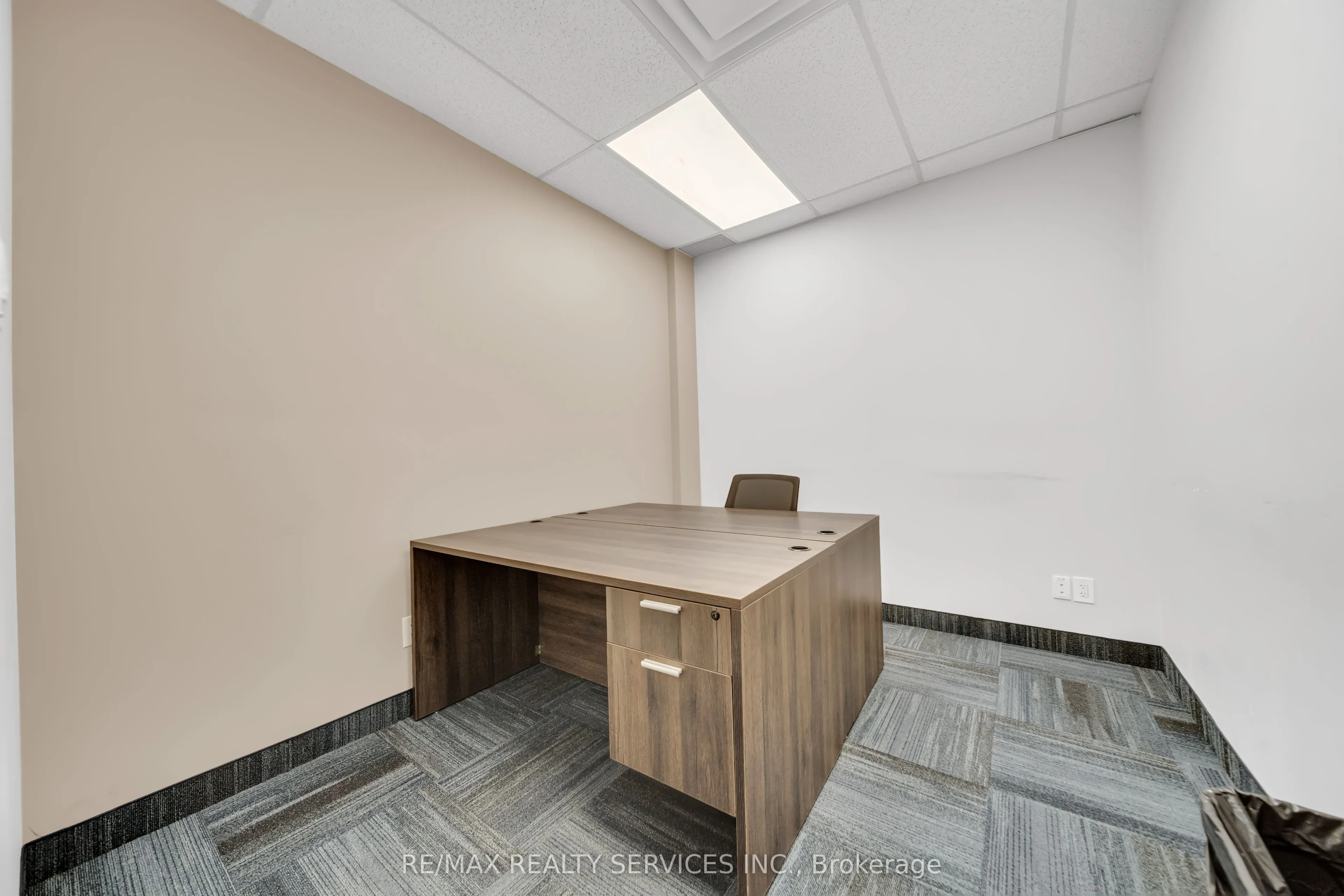 6660 Kennedy Road, #204