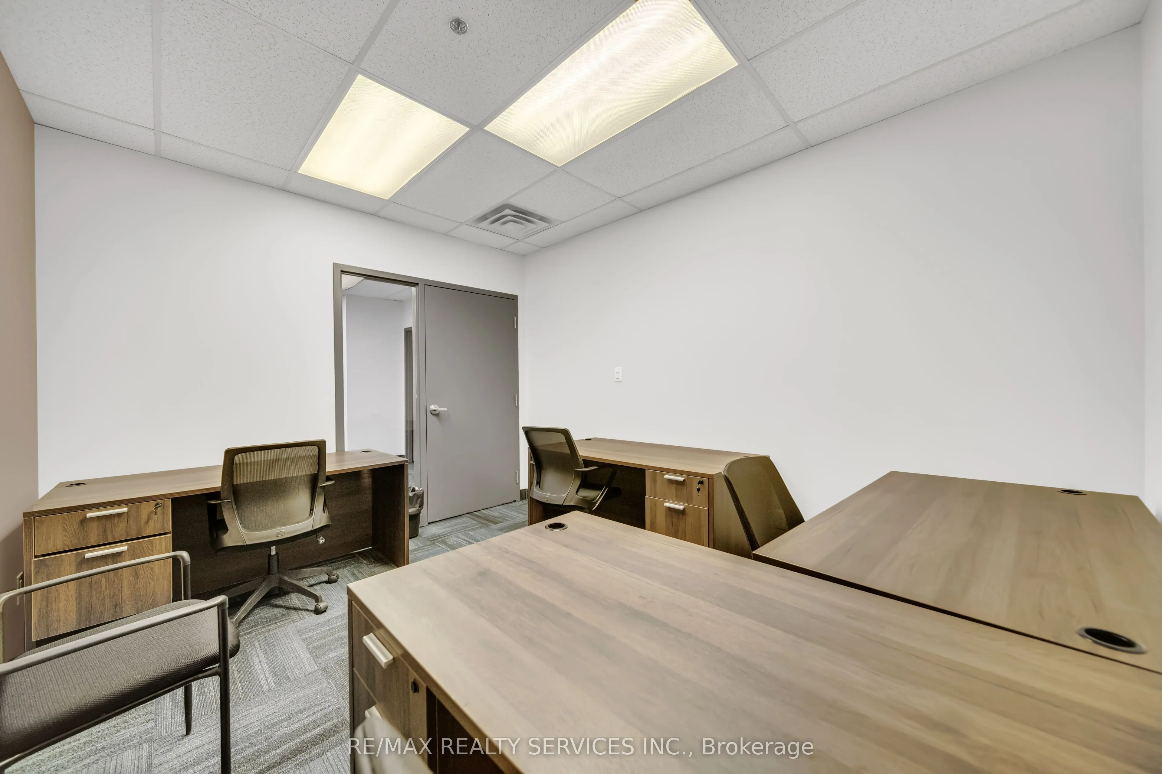 6660 Kennedy Road, #204