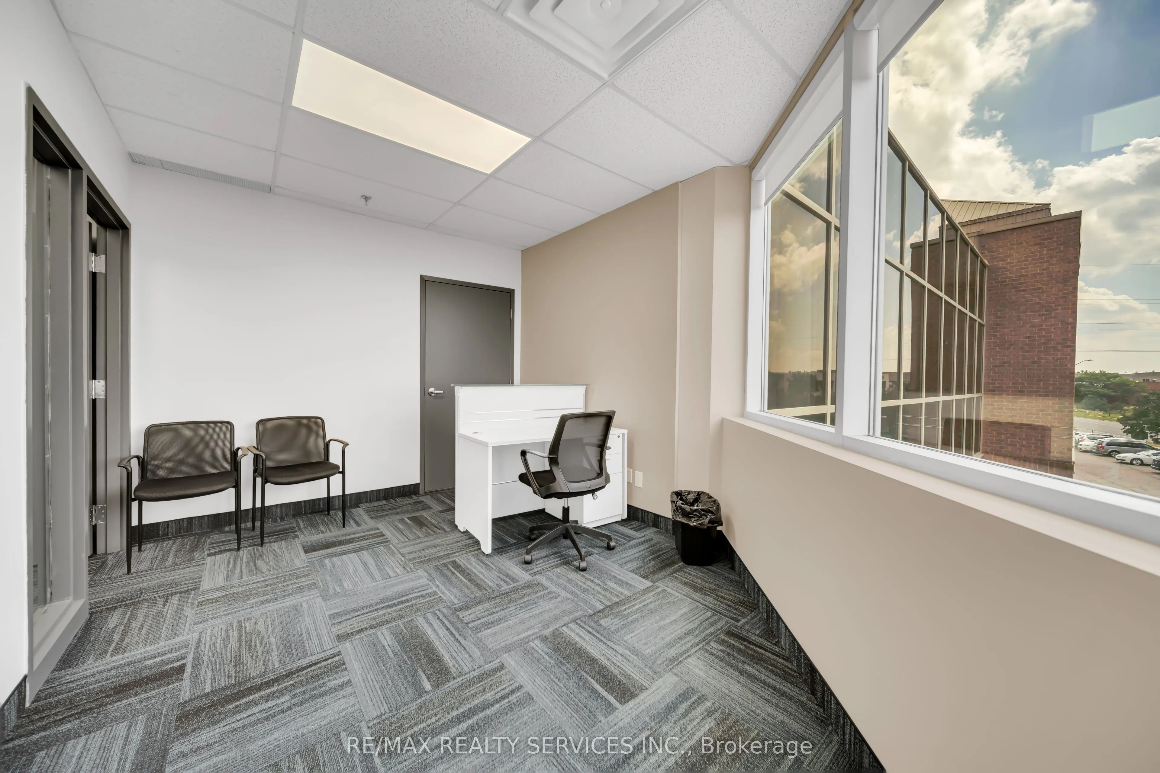 6660 Kennedy Road, #204