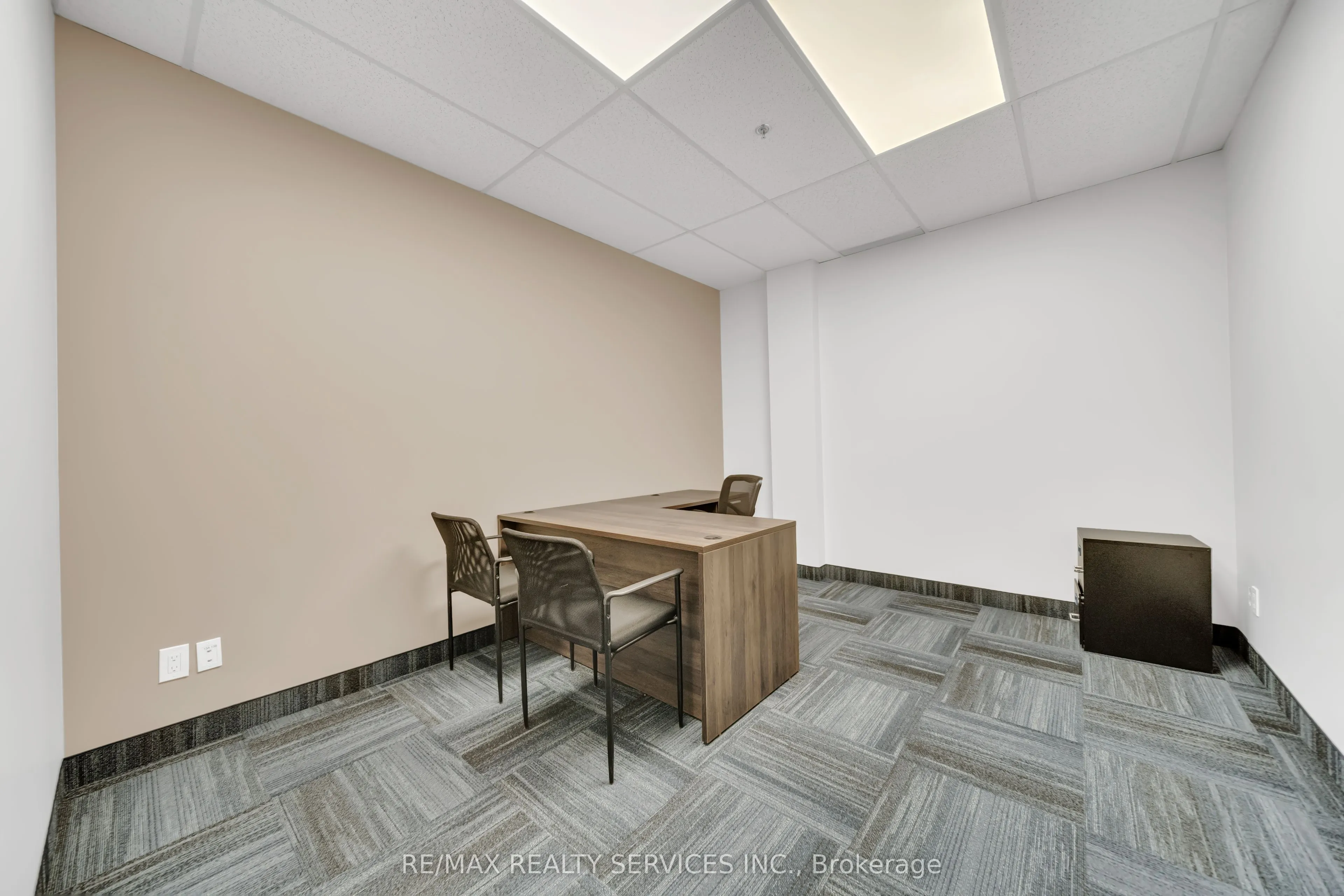 6660 Kennedy Road, #204