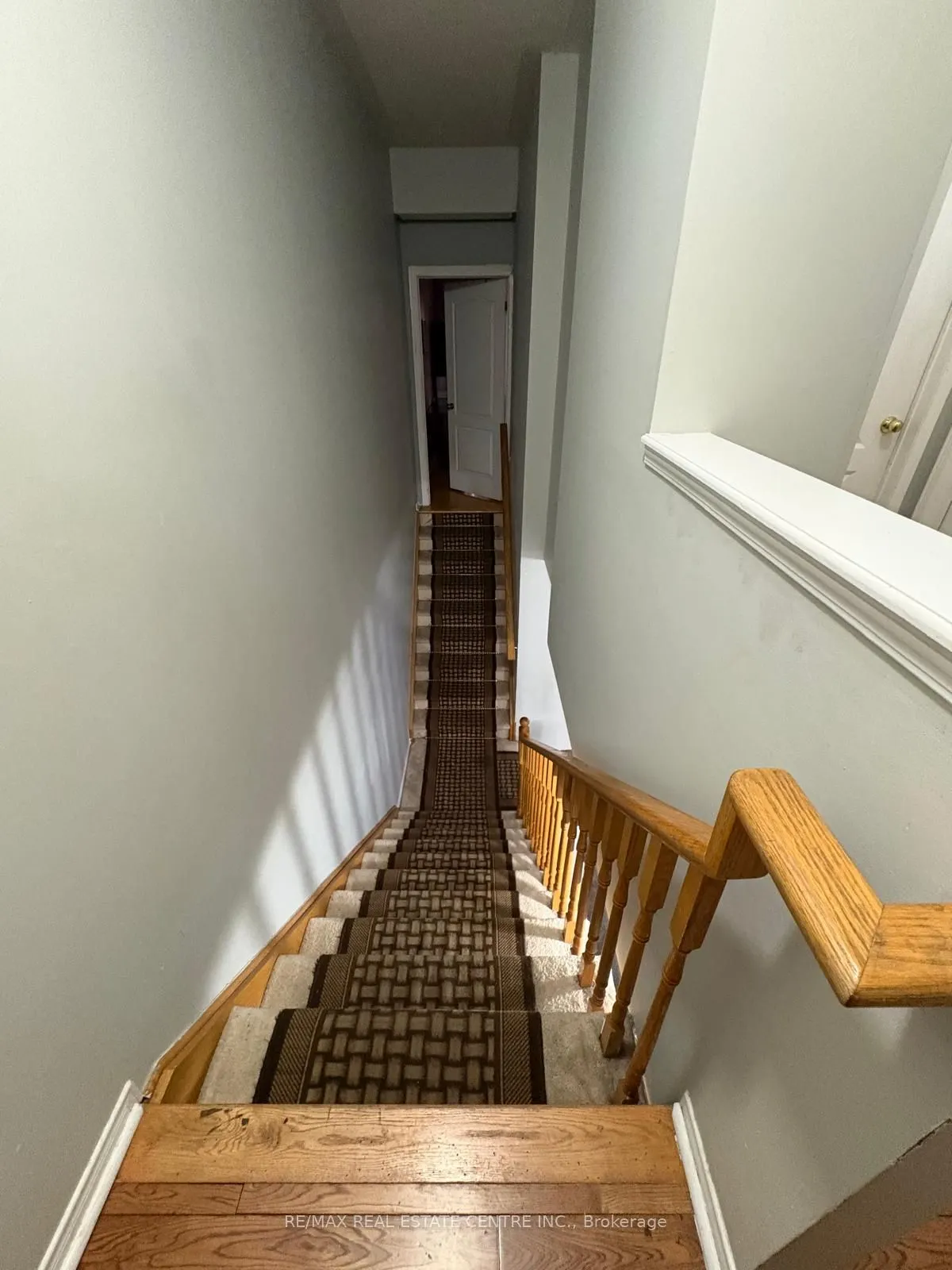 92 Whiteface Crescent