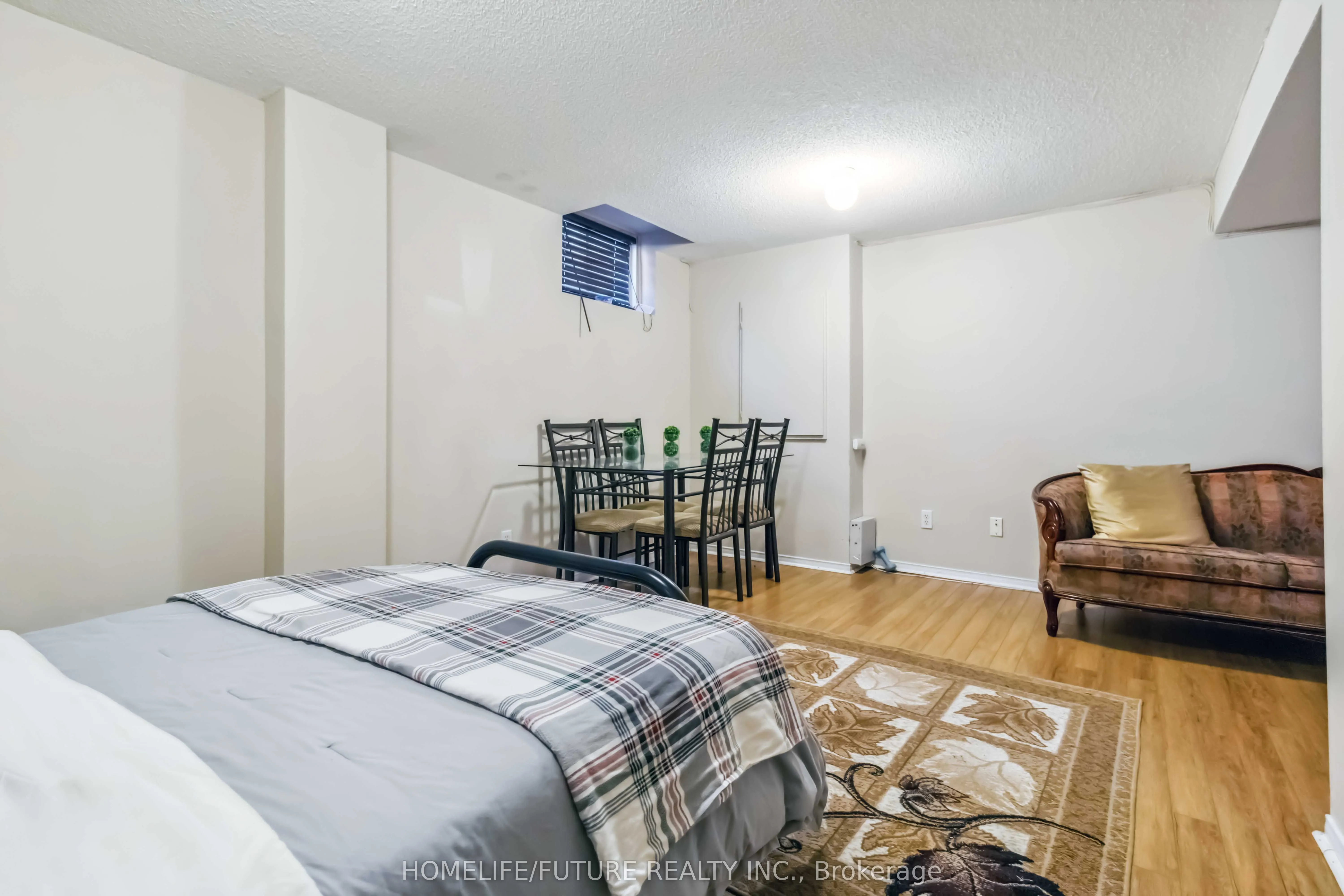 2945 Thomas Street, #126
