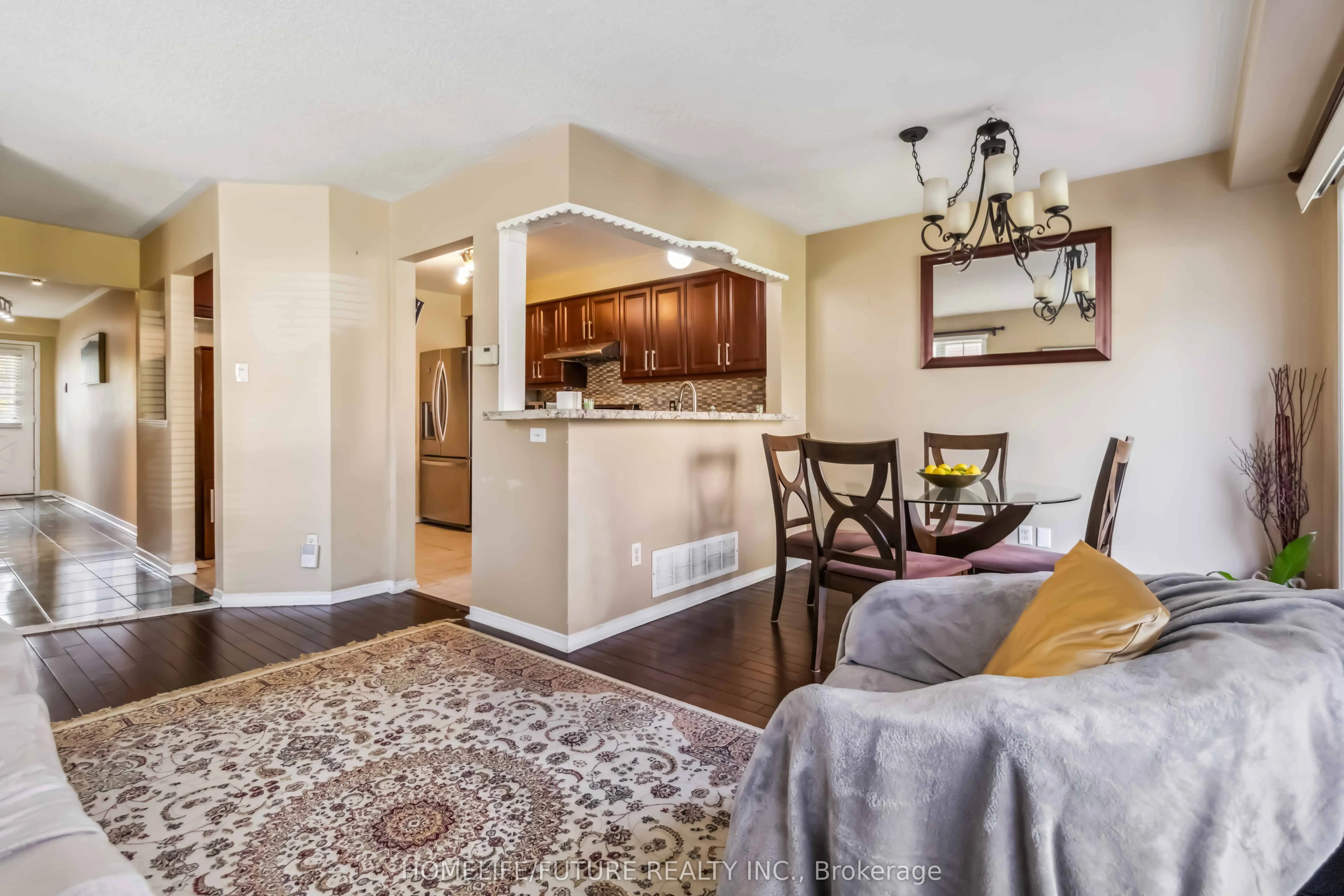 2945 Thomas Street, #126