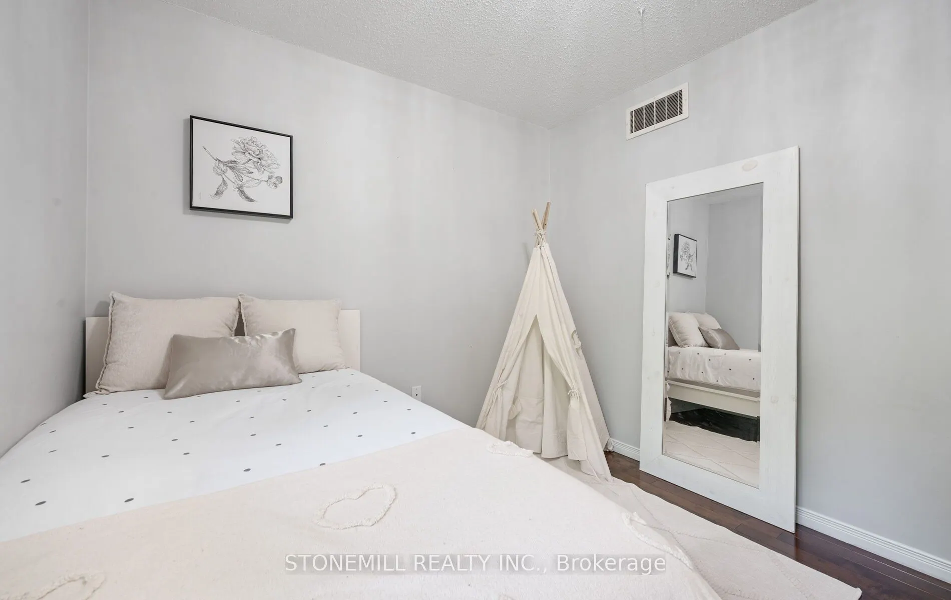 4200 Kilmer Drive, #12