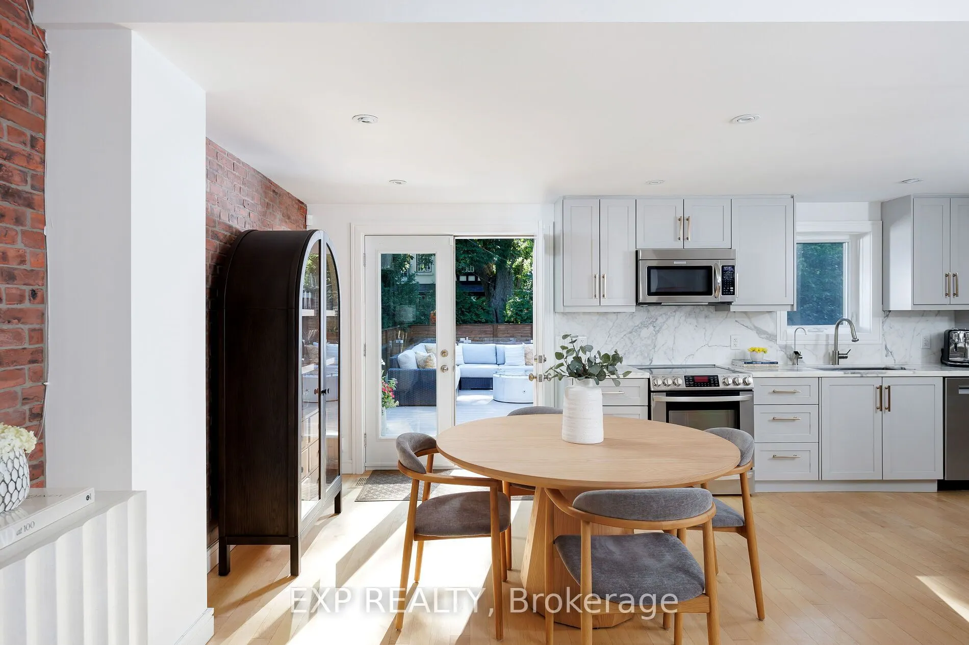 870 Royal York Road