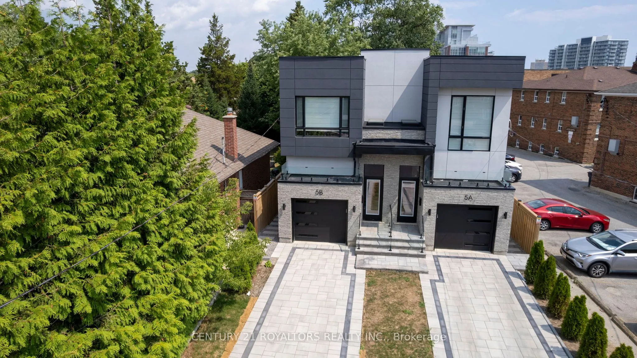5B Pine Avenue N