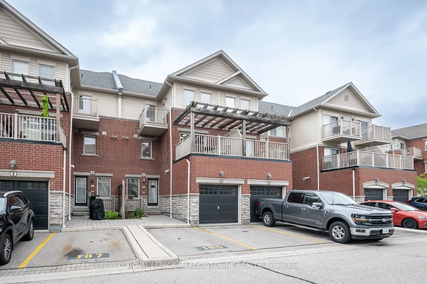 3355 Thomas Street, #10