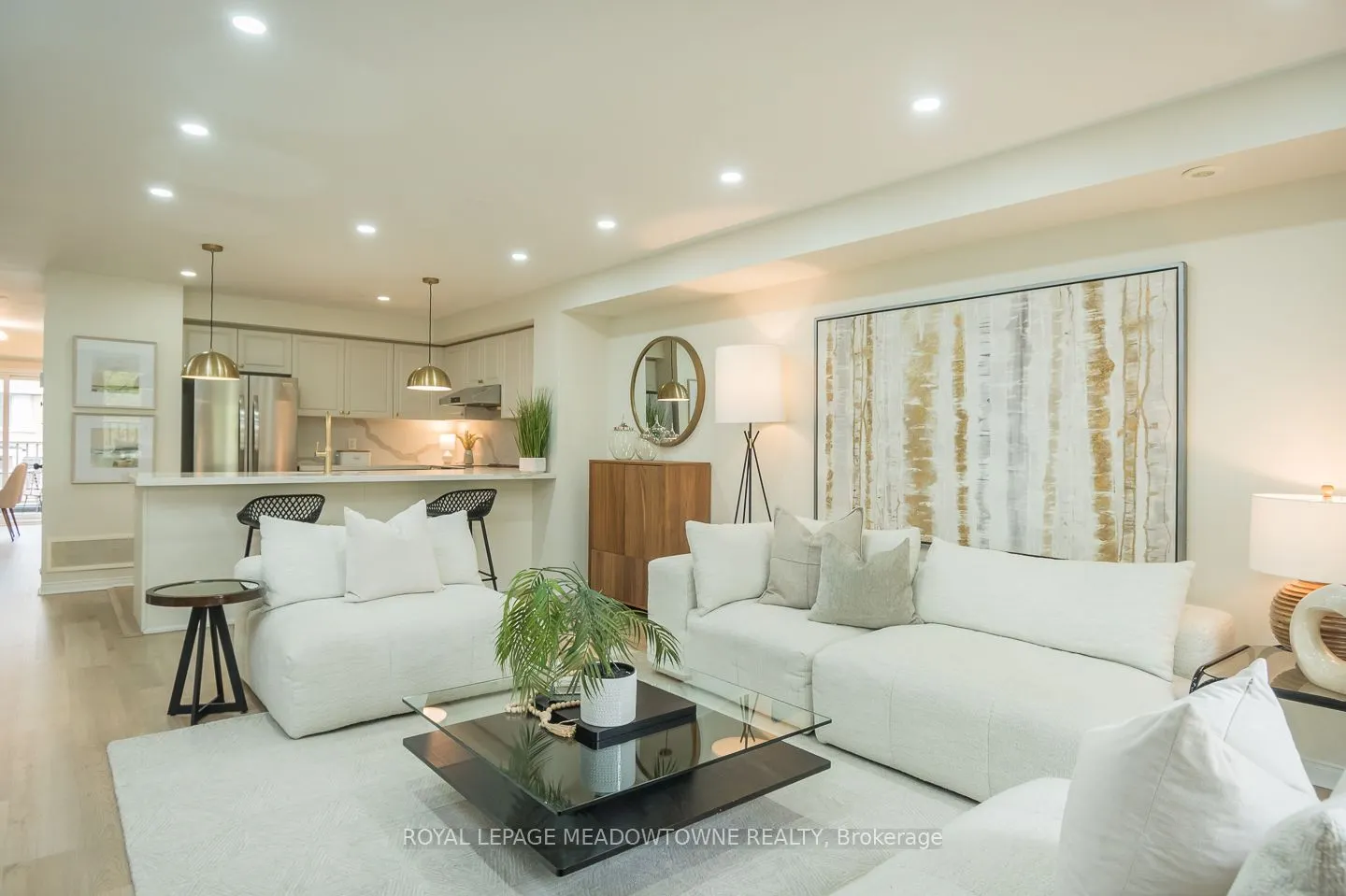 3355 Thomas Street, #10