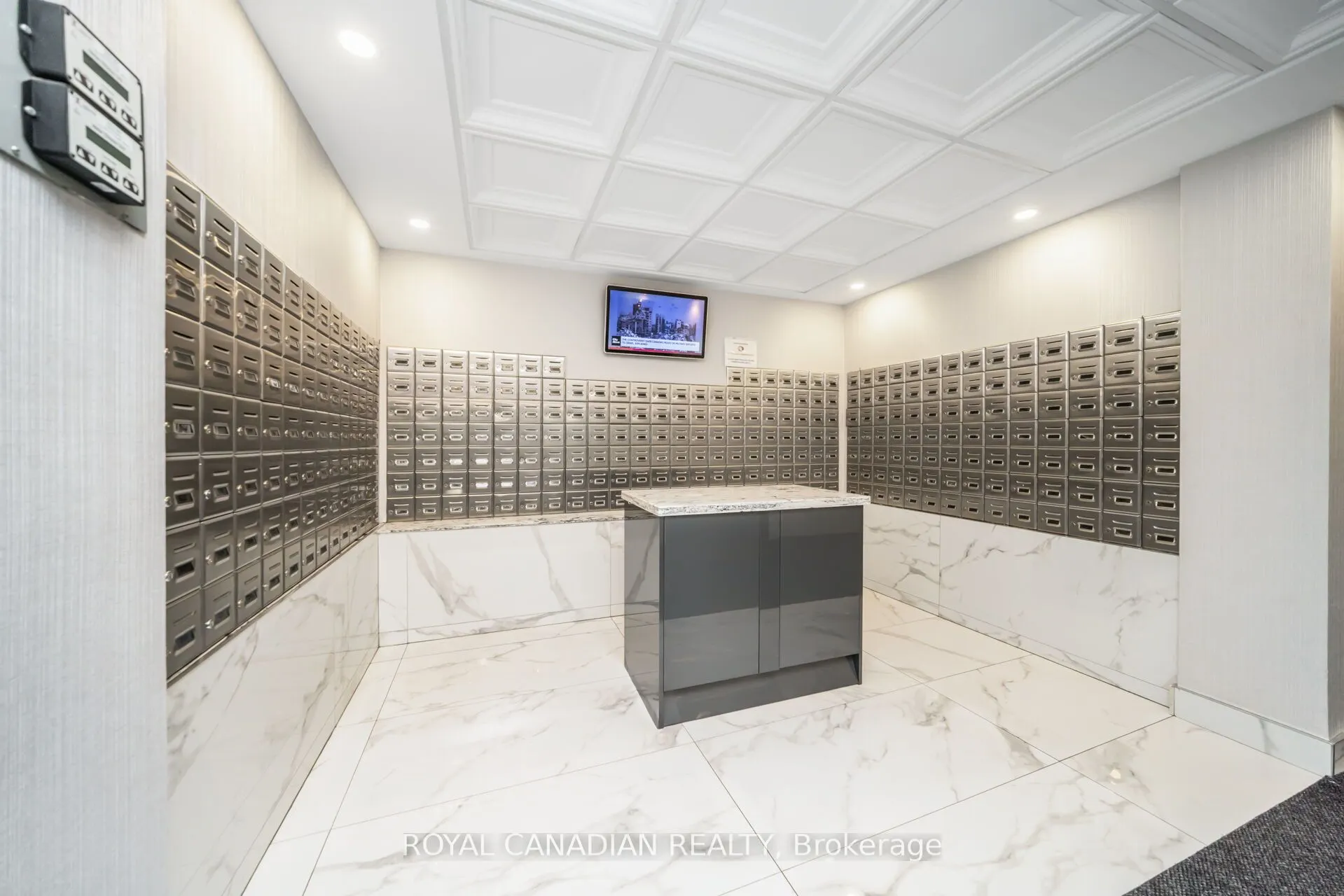 115 Hillcrest Avenue, #1904
