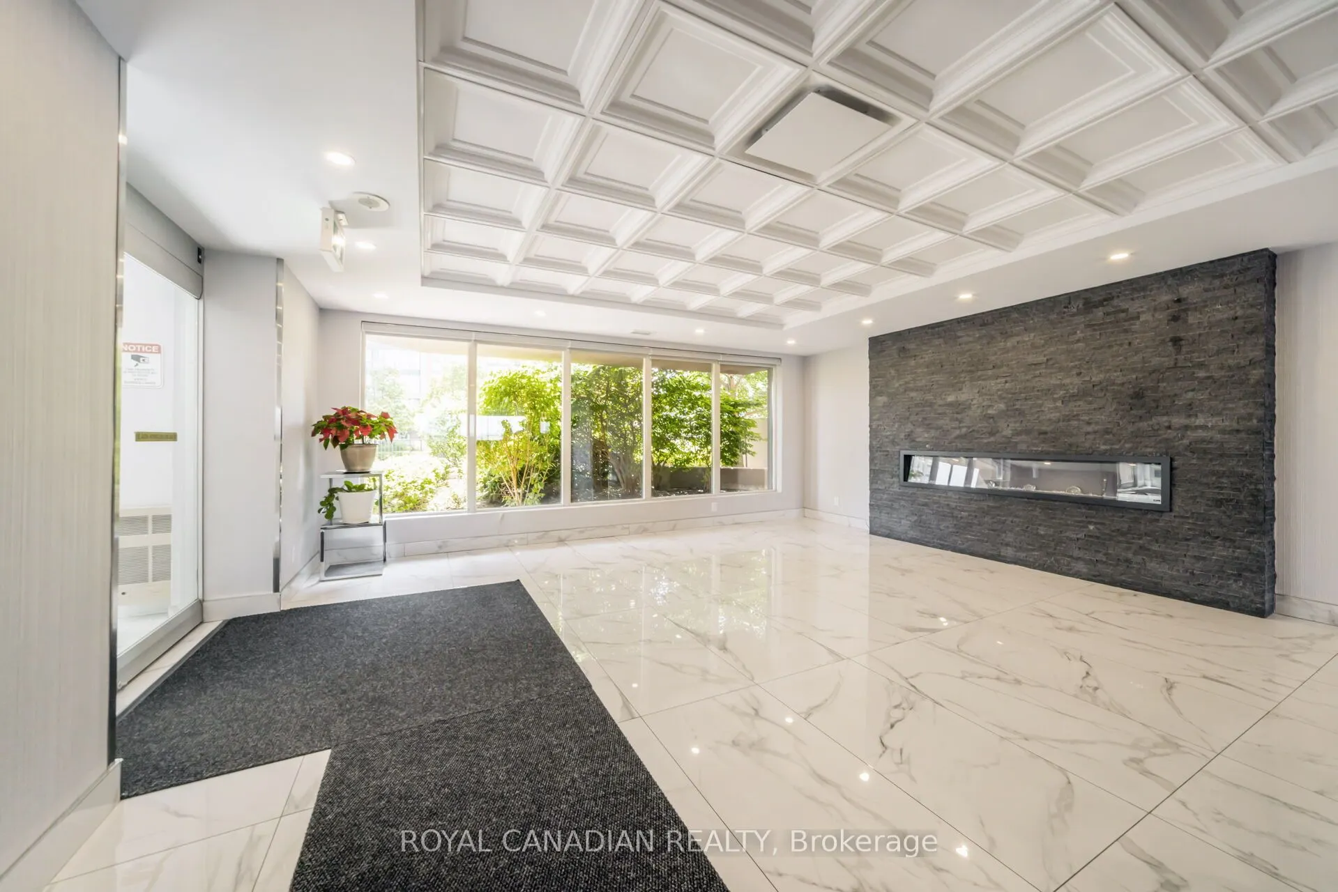 115 Hillcrest Avenue, #1904