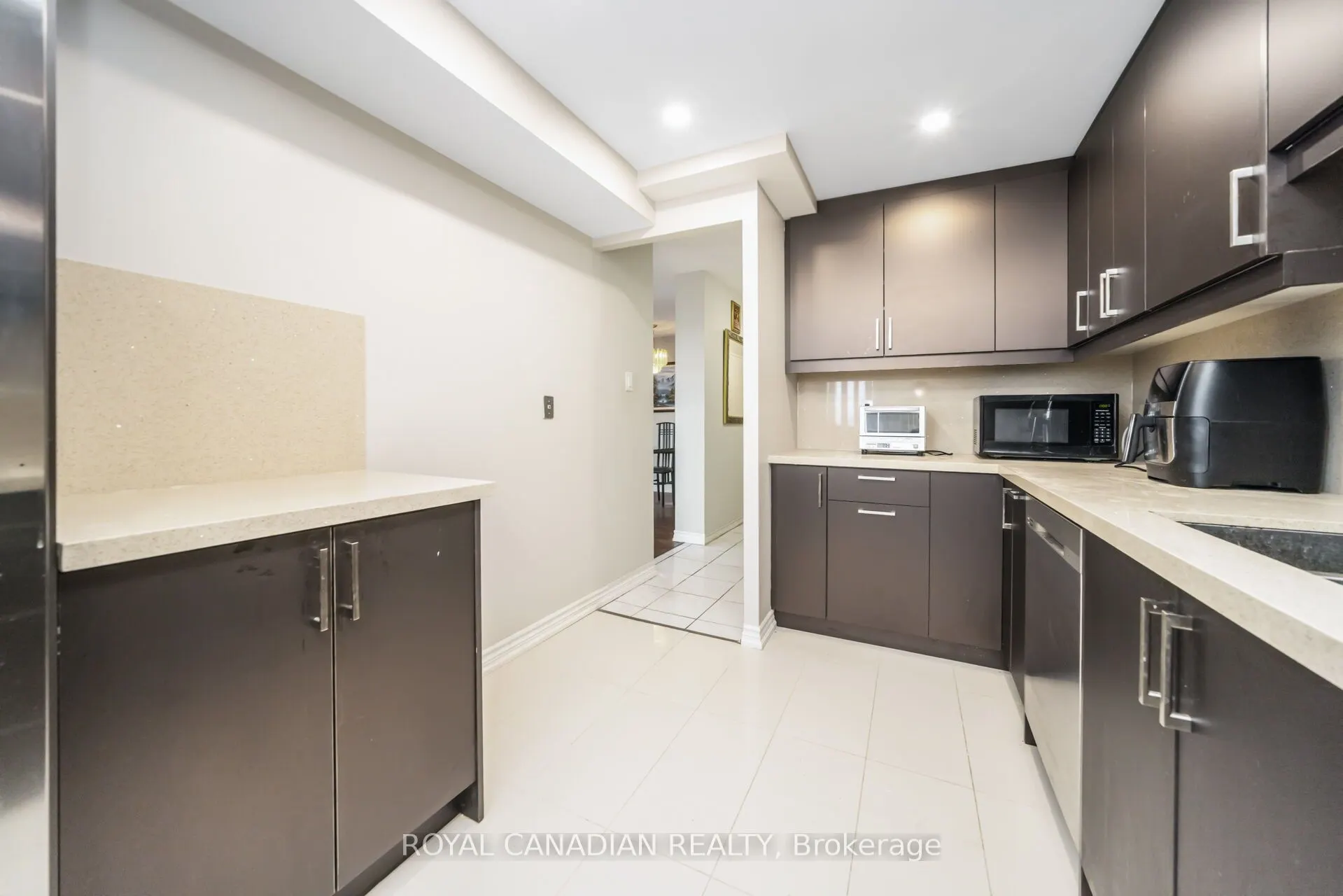 115 Hillcrest Avenue, #1904