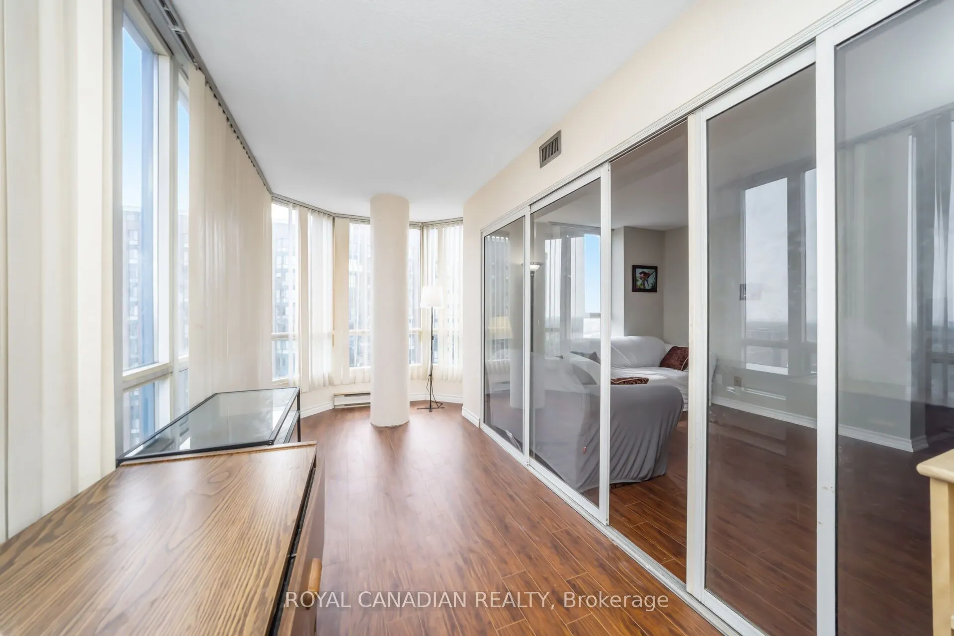 115 Hillcrest Avenue, #1904