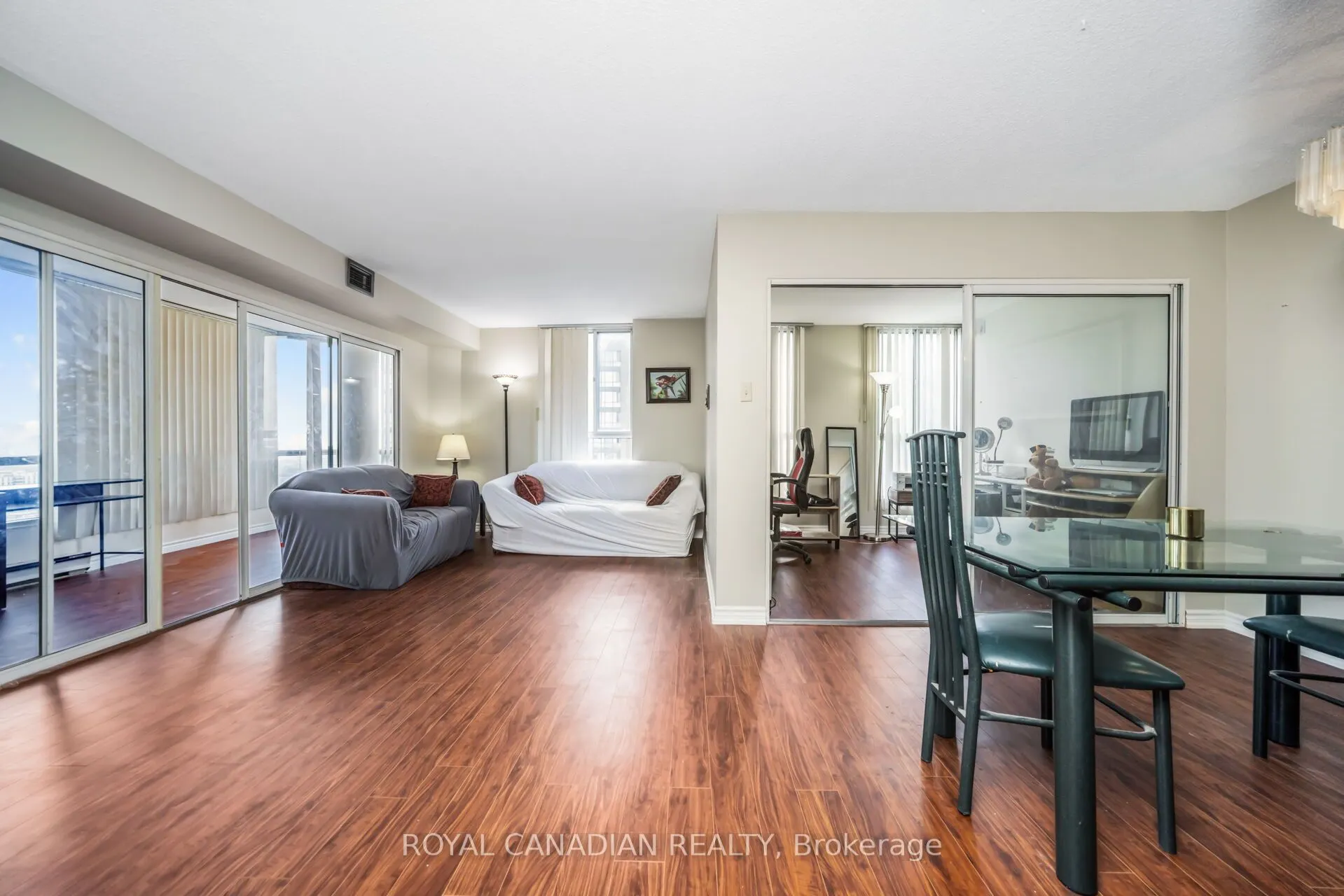 115 Hillcrest Avenue, #1904