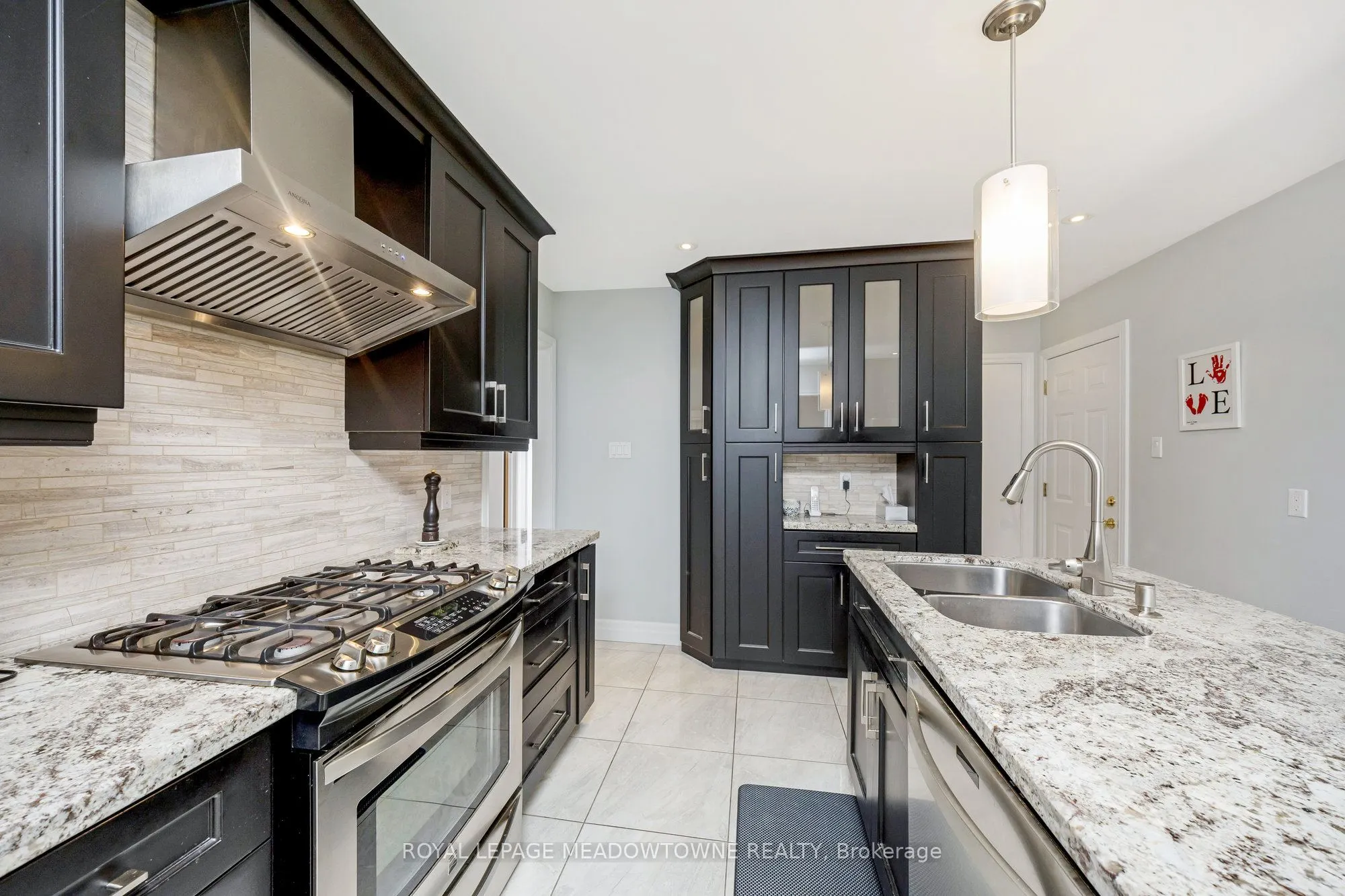 17 Valleyview Road