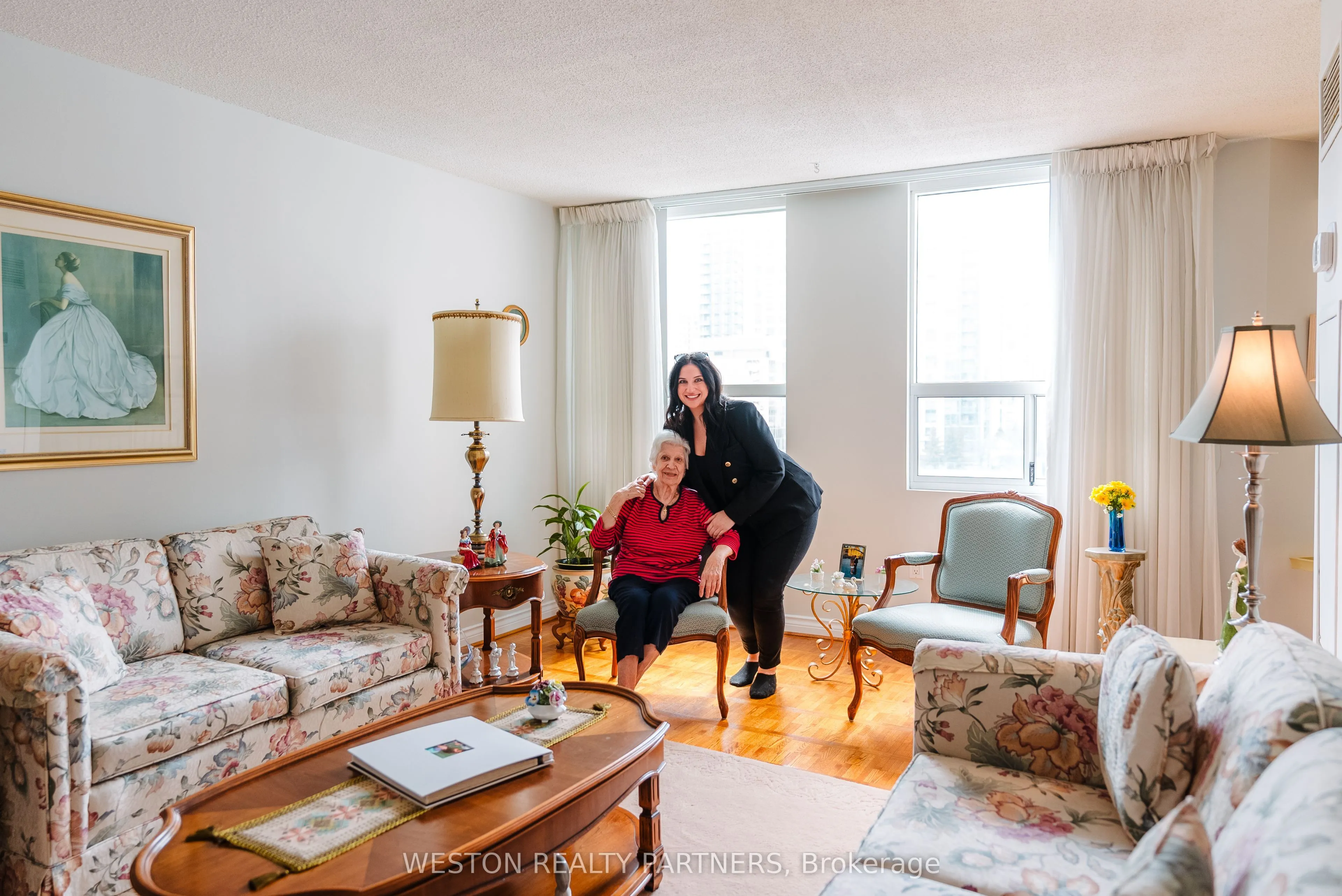 3650 Kaneff Crescent, #1104
