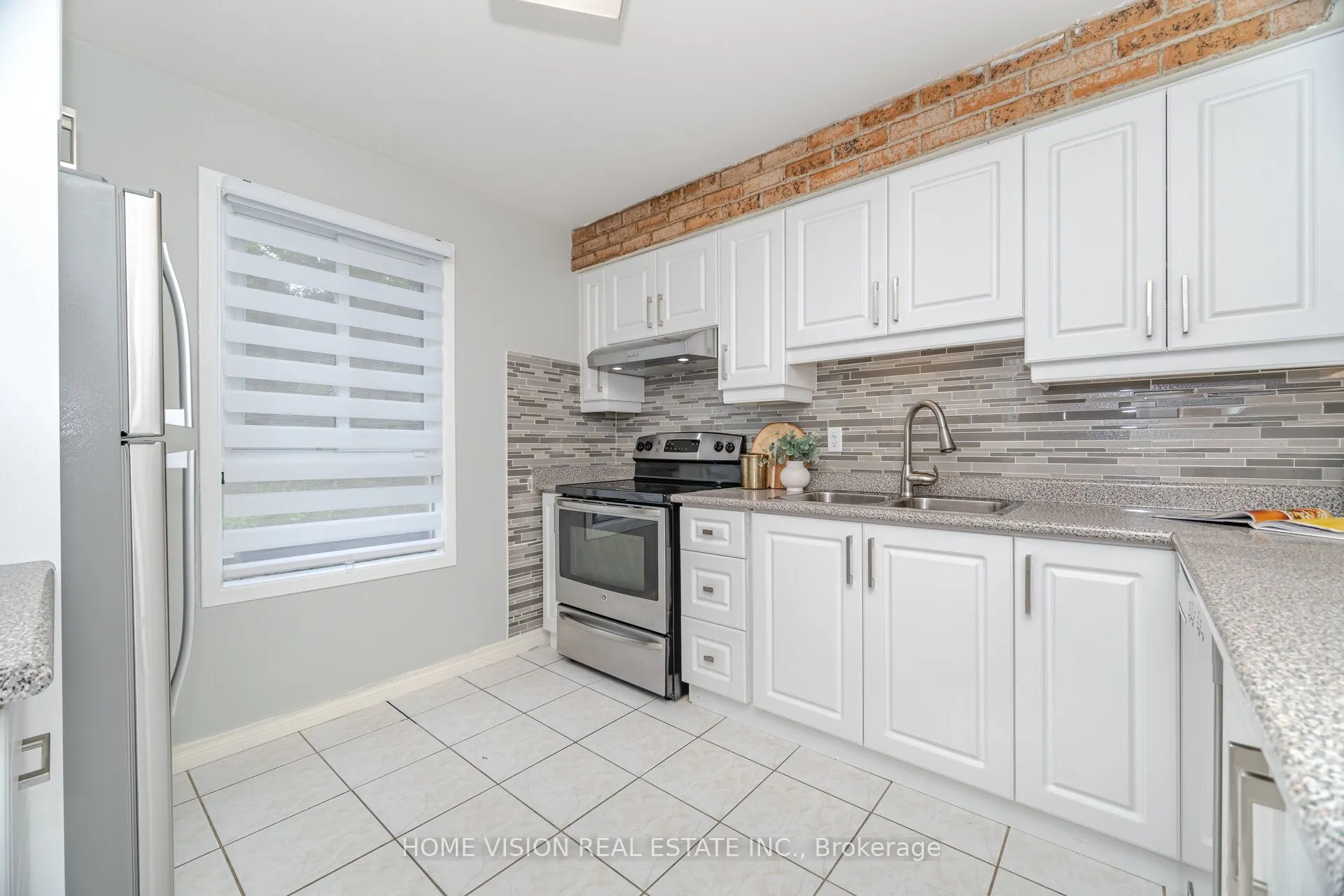 3175 Kirwin Avenue, #47