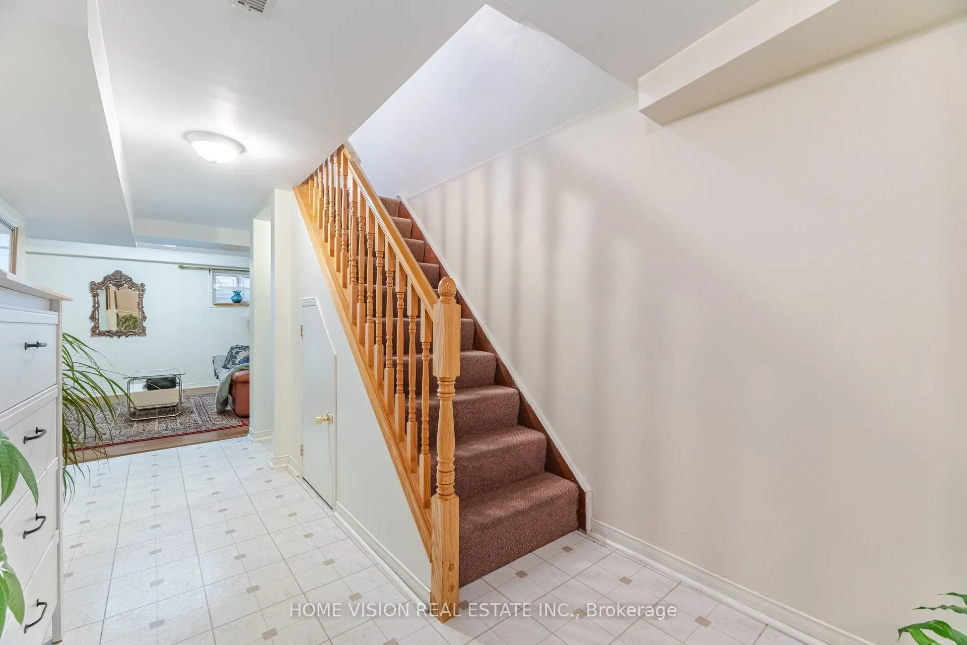 3175 Kirwin Avenue, #47
