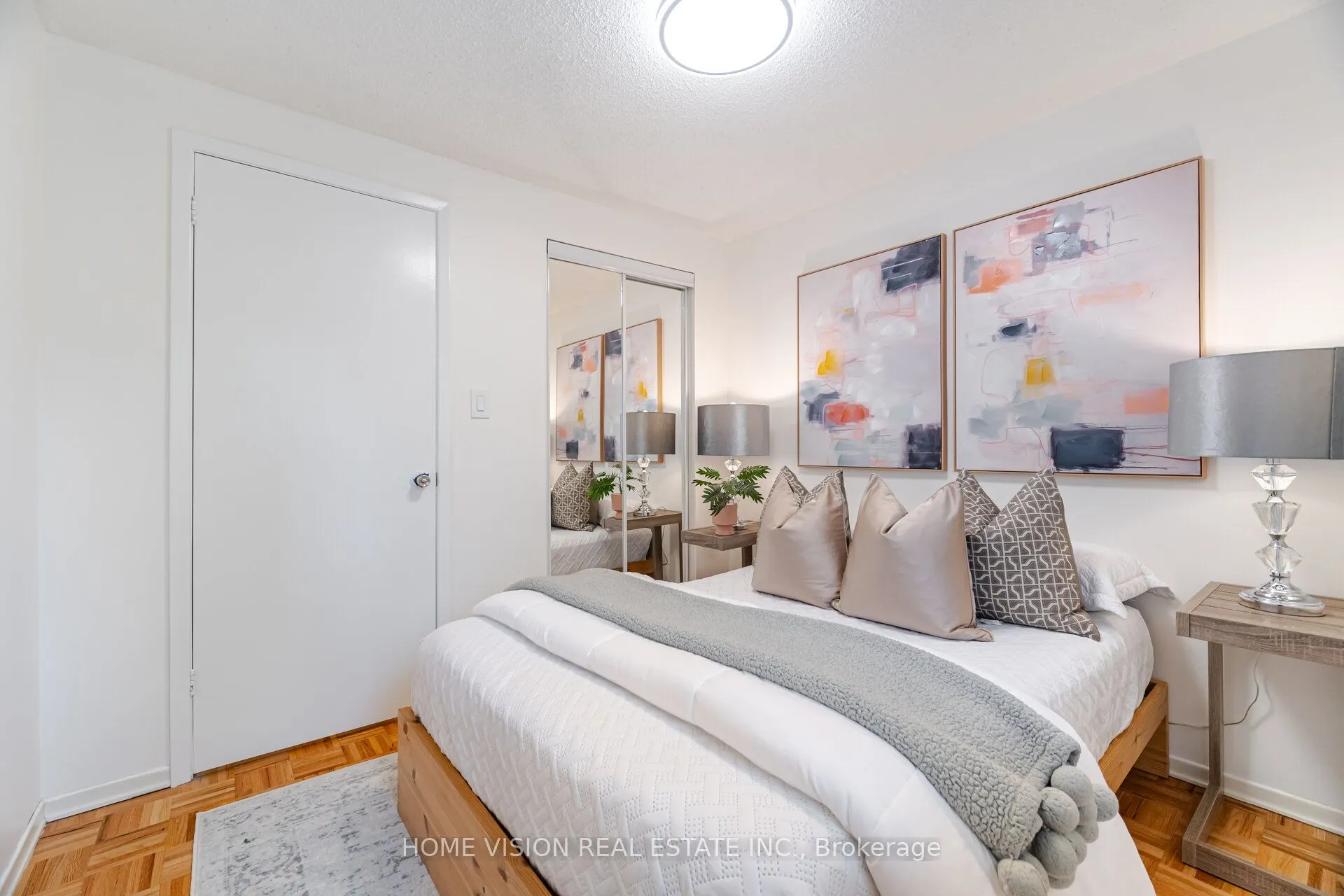 3175 Kirwin Avenue, #47