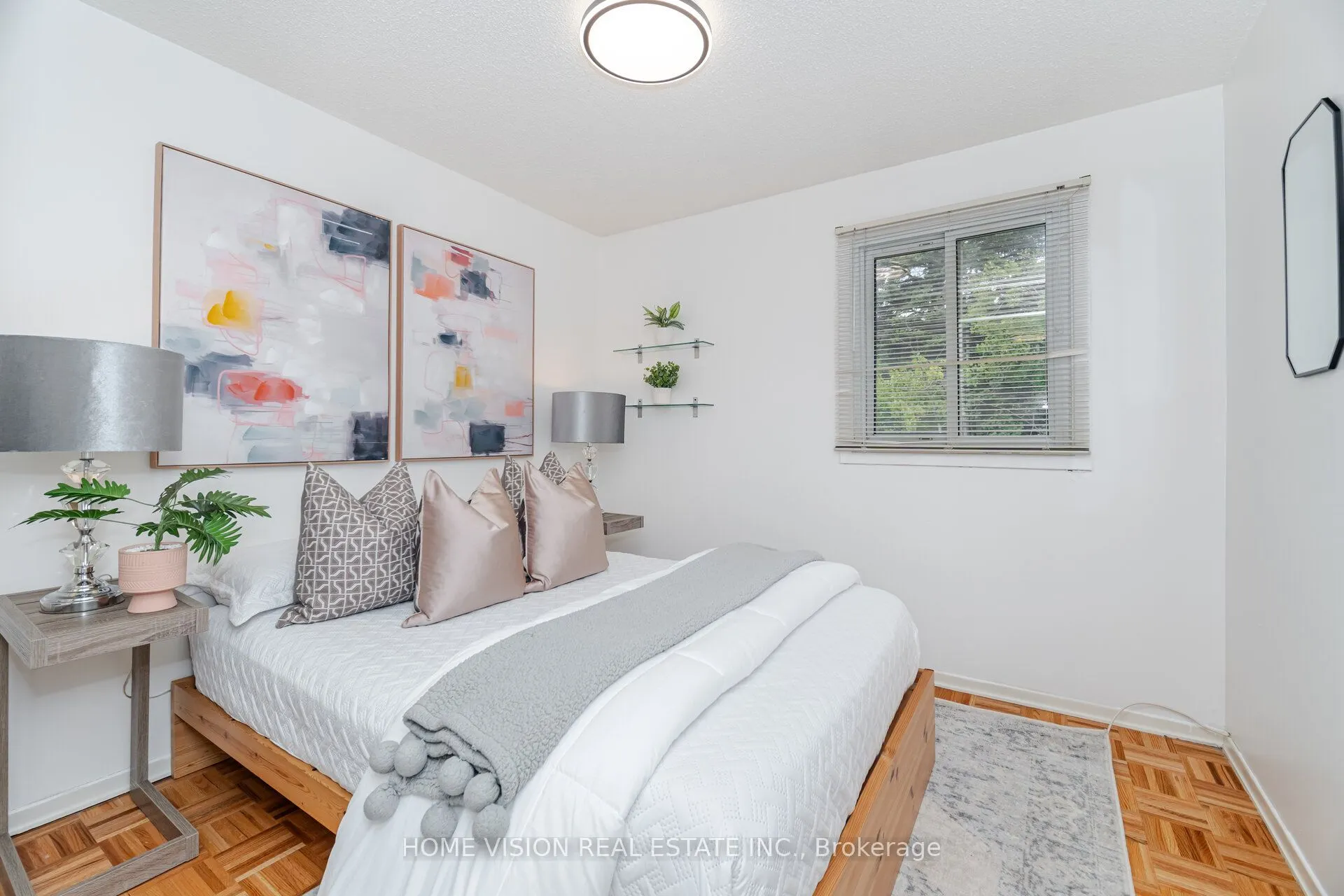 3175 Kirwin Avenue, #47