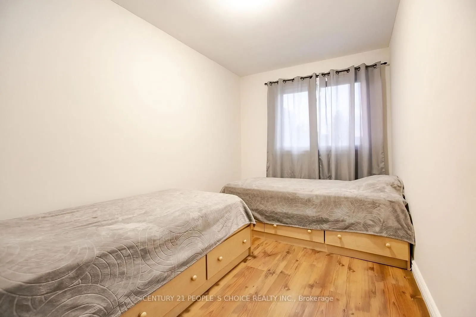 240 Simmons Boulevard