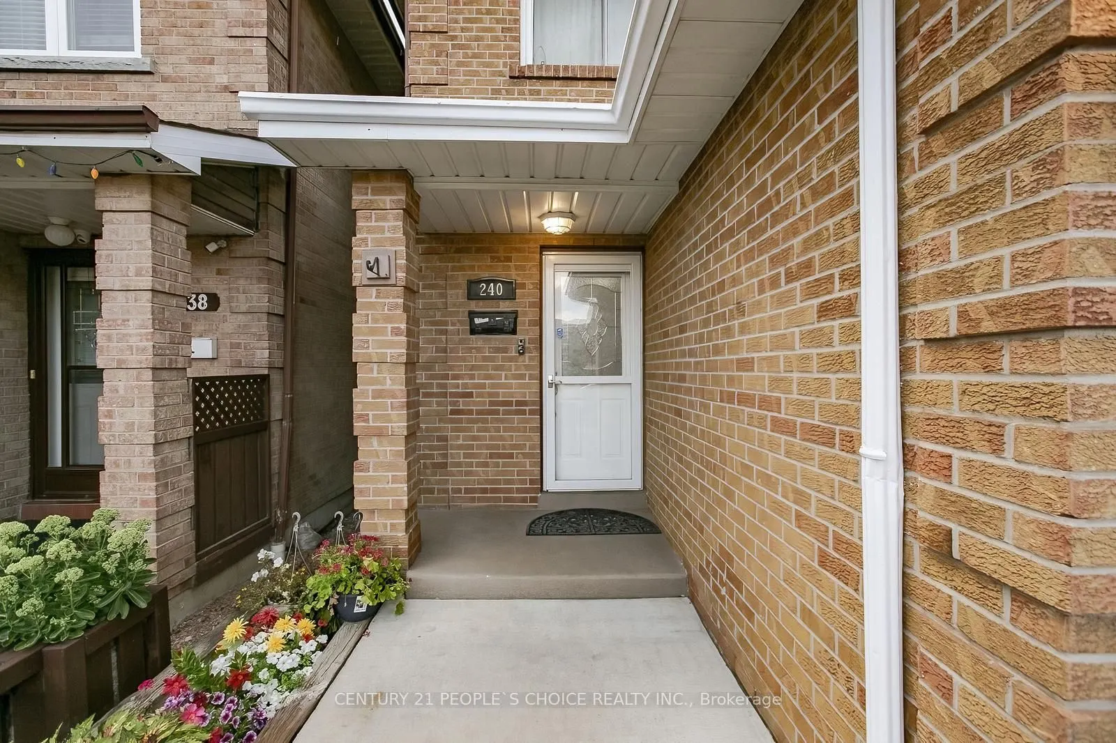 240 Simmons Boulevard