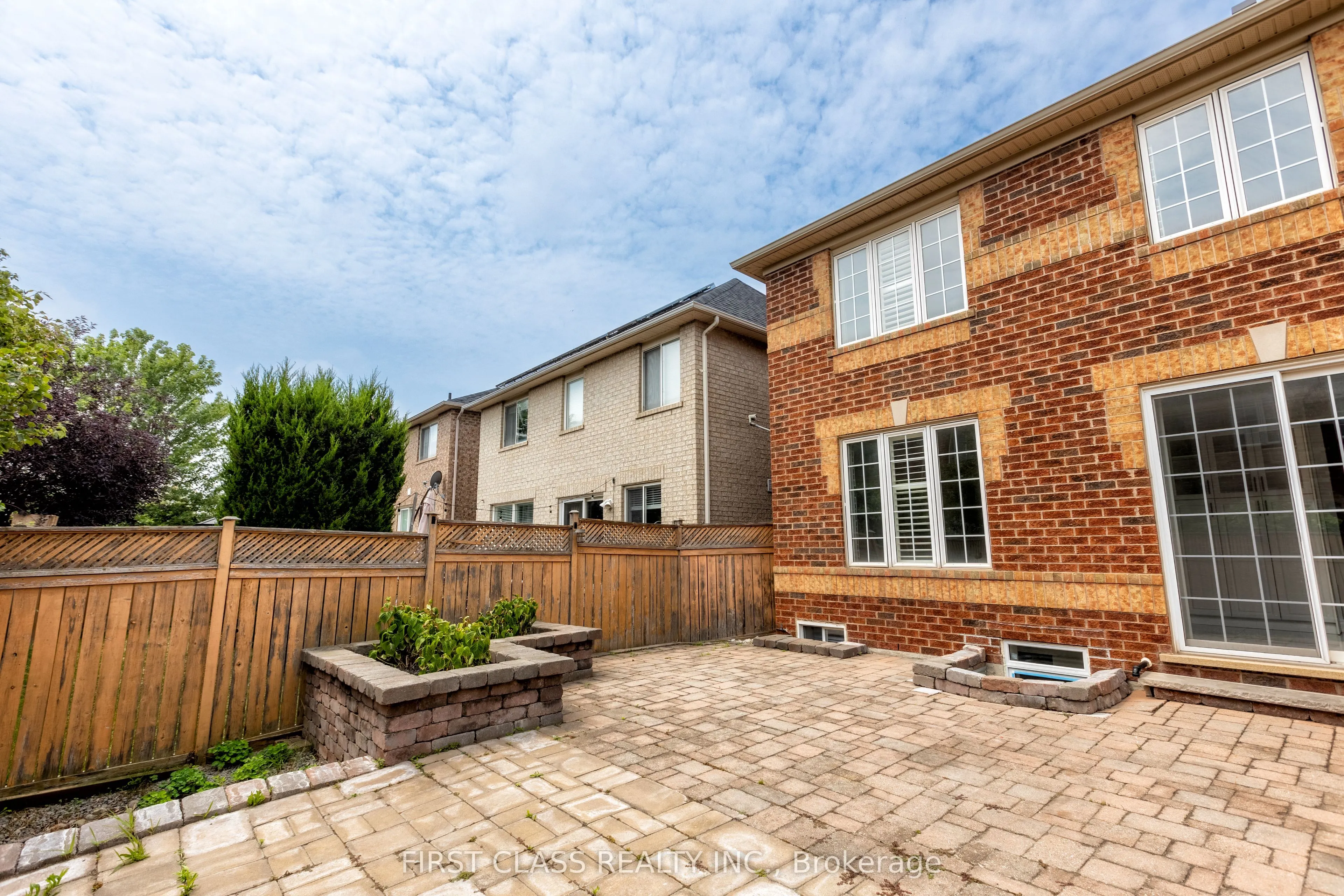 802 Yates Drive
